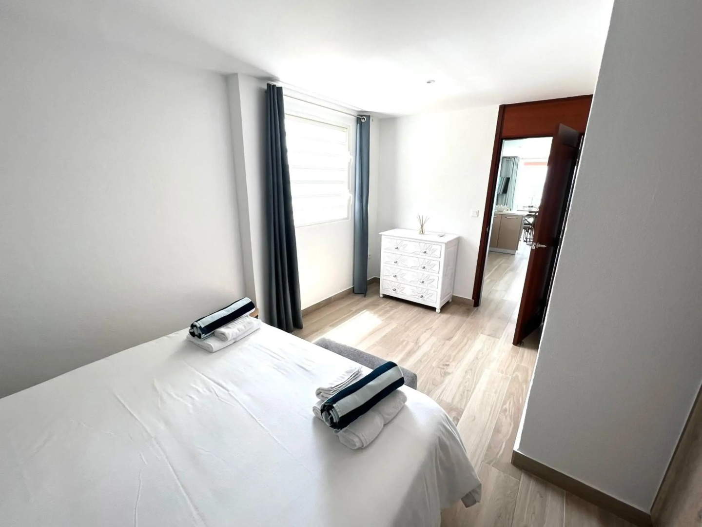 PARADISE VIEW 1 bed-room water front studio at Grand Case