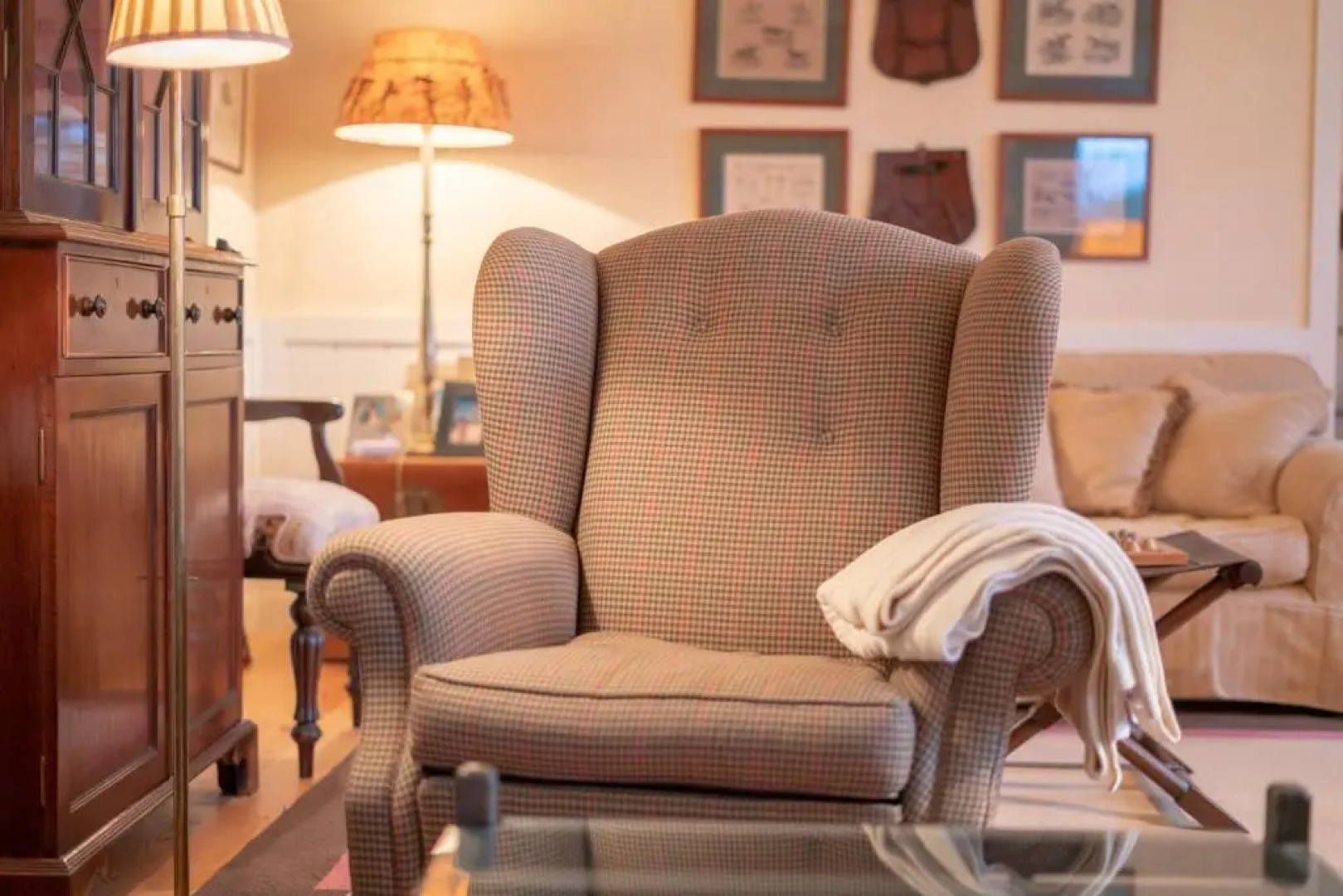 Liiiving in Moledo Historical Pool Villa