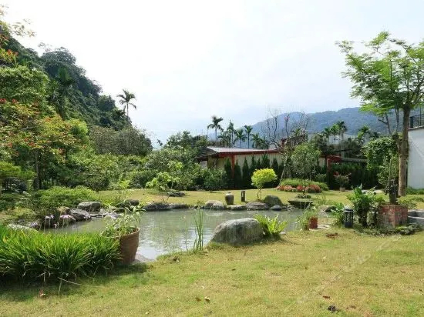 Jing Garden B&B