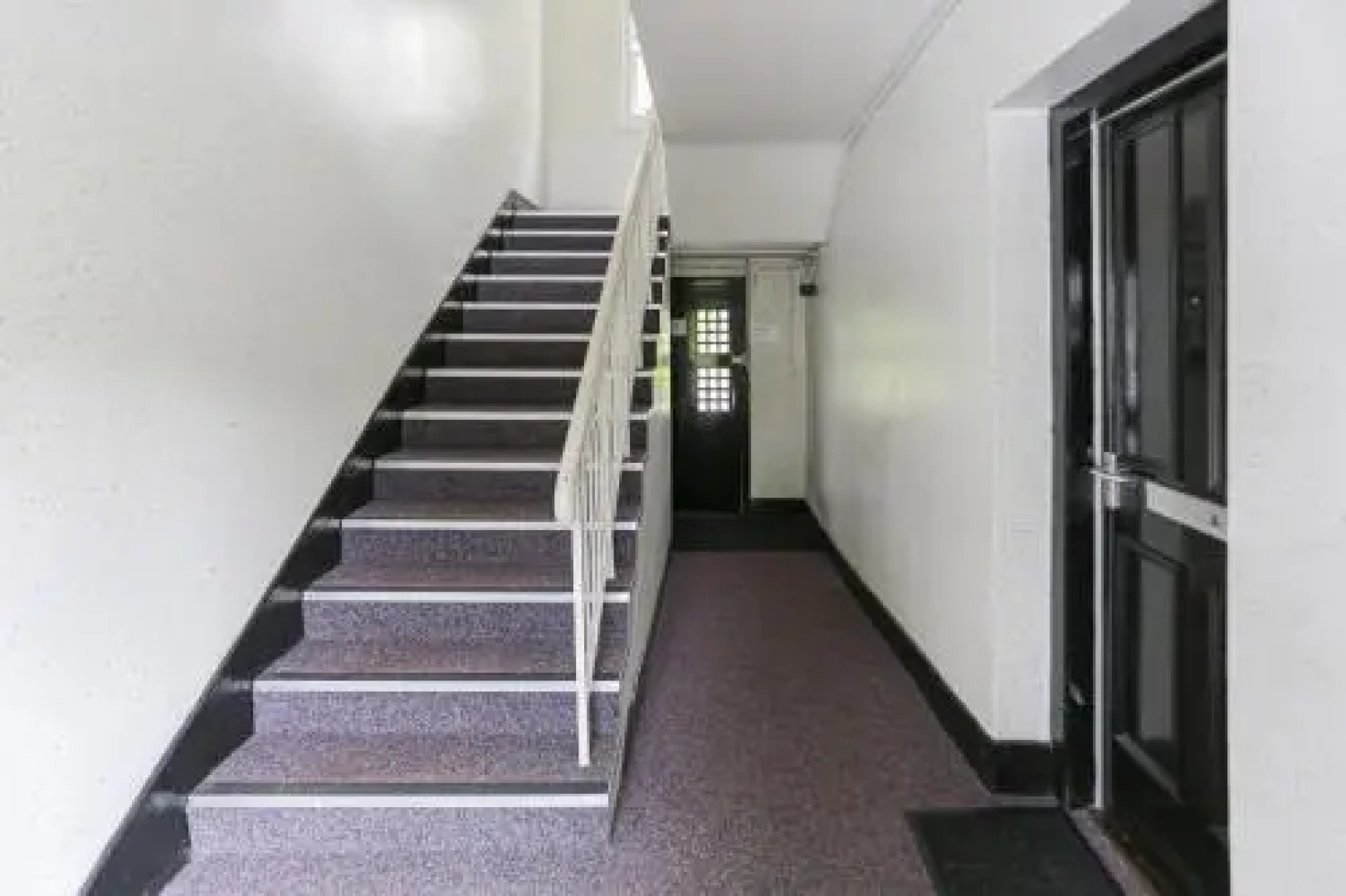 Serviced Apartments Eaglesham