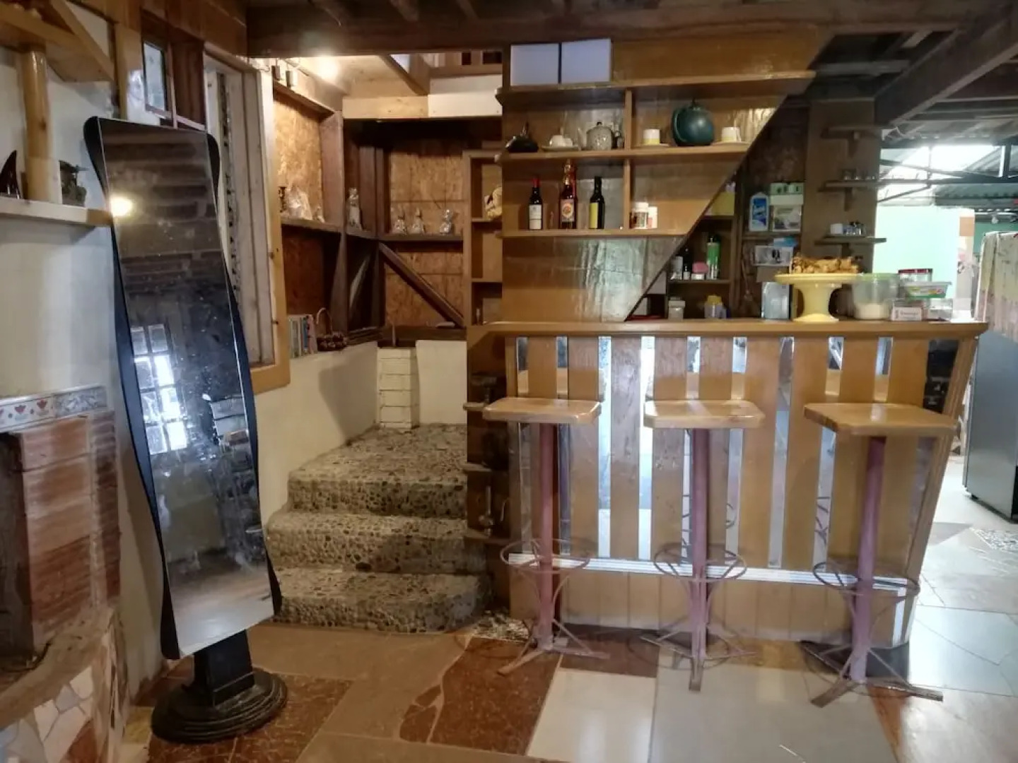 Tribuhaus Backpackers Inn