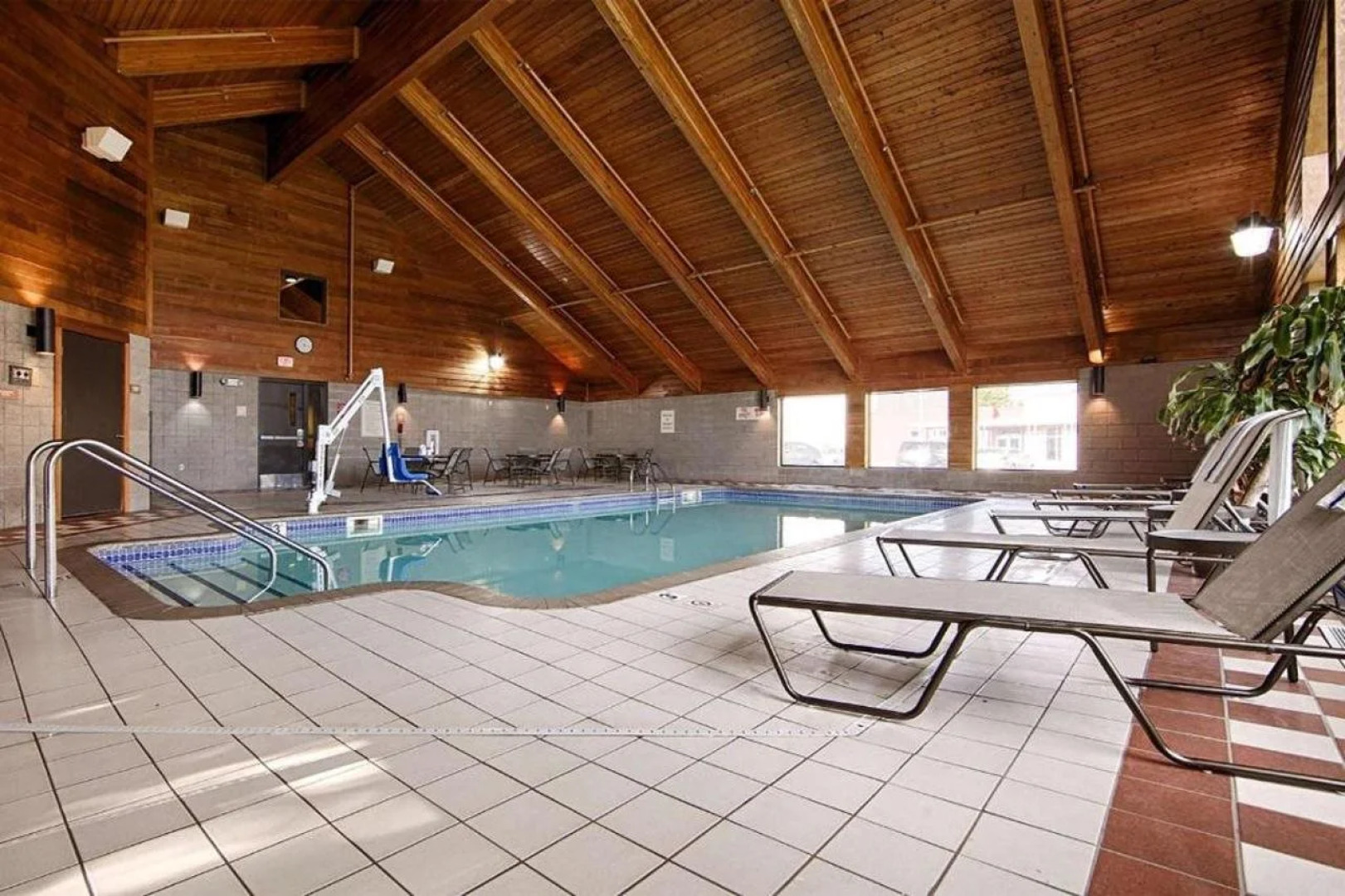 Baymont by Wyndham Brooklyn Center