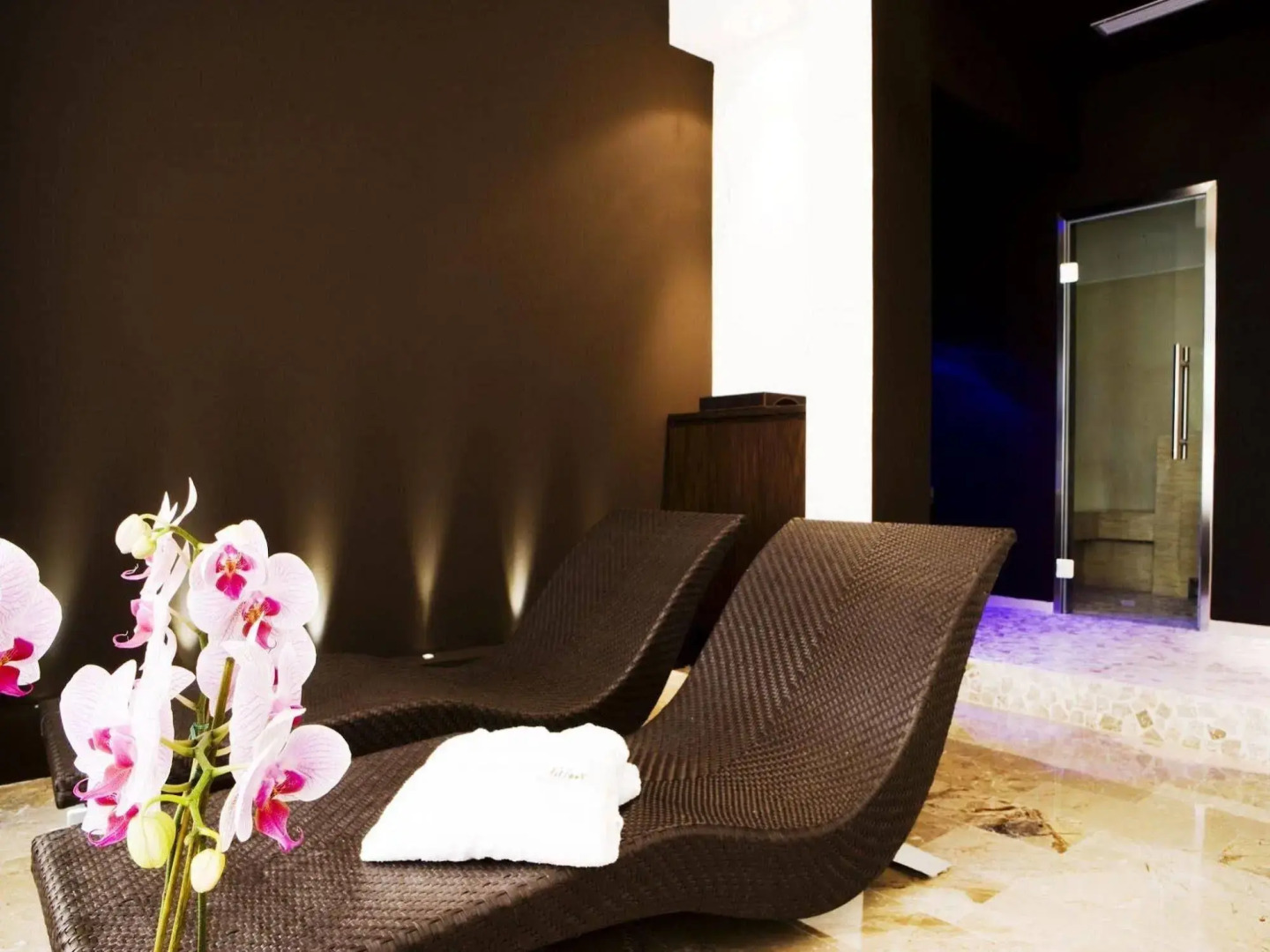 Hotel Tiffany & Resort