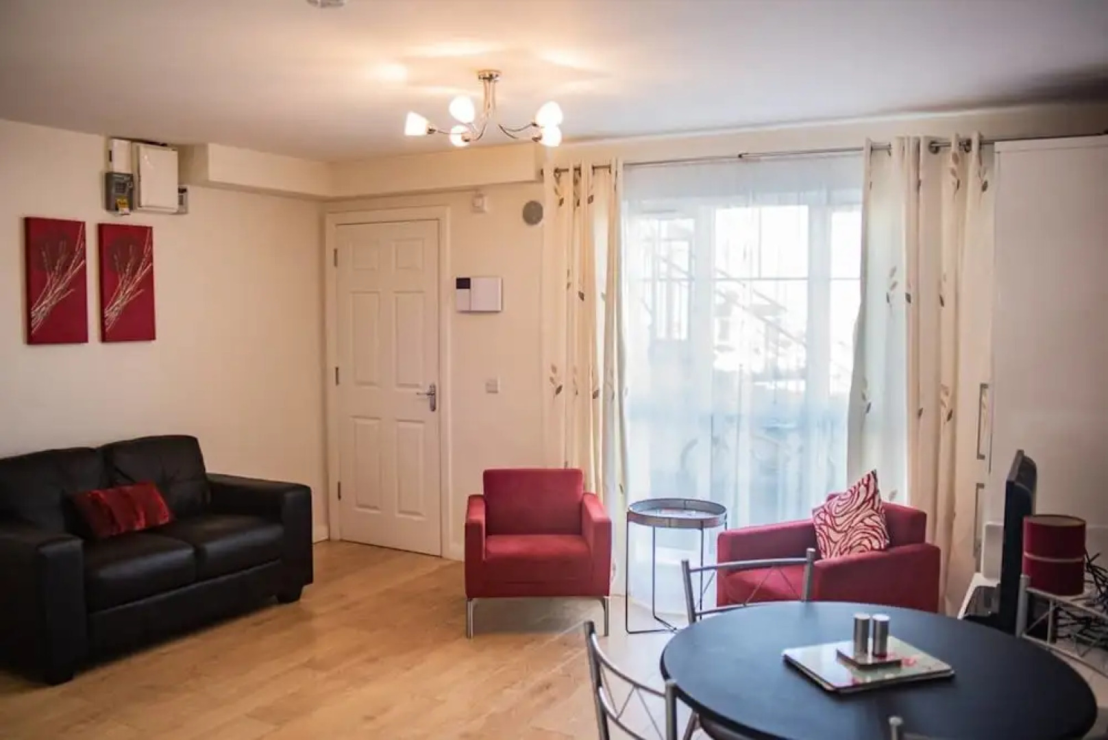 Holywell Way Swords in Swords