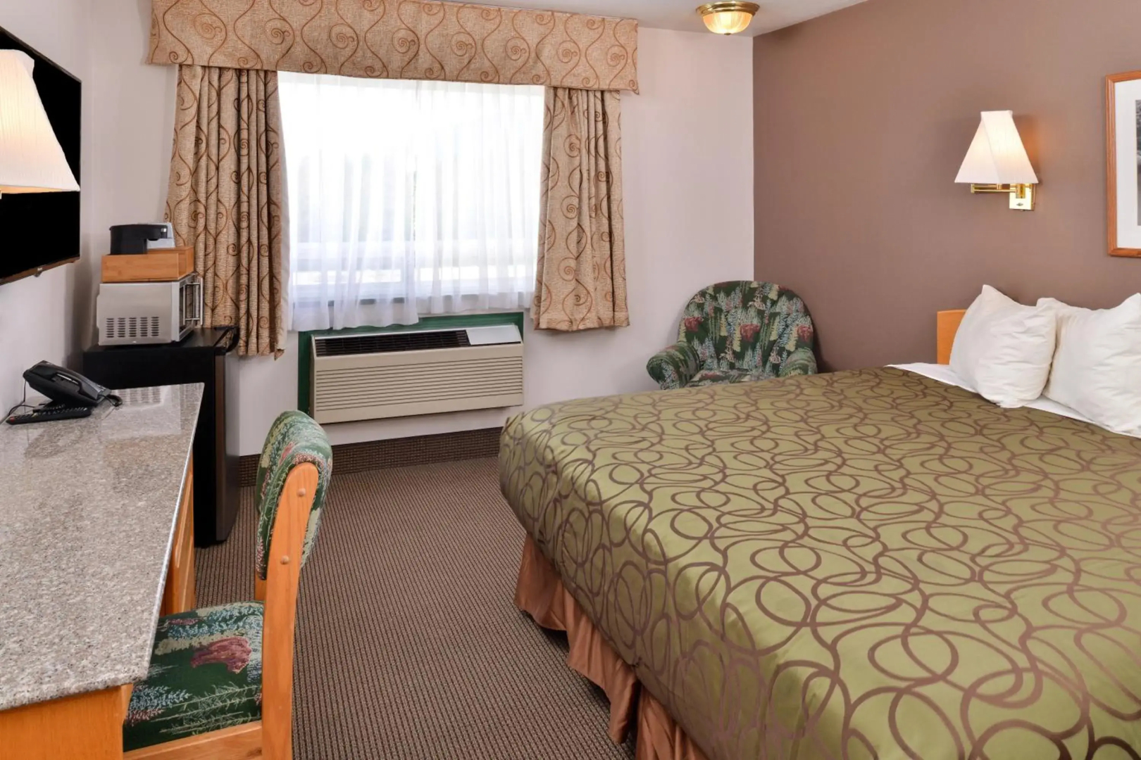 Days Inn by Wyndham Valemount