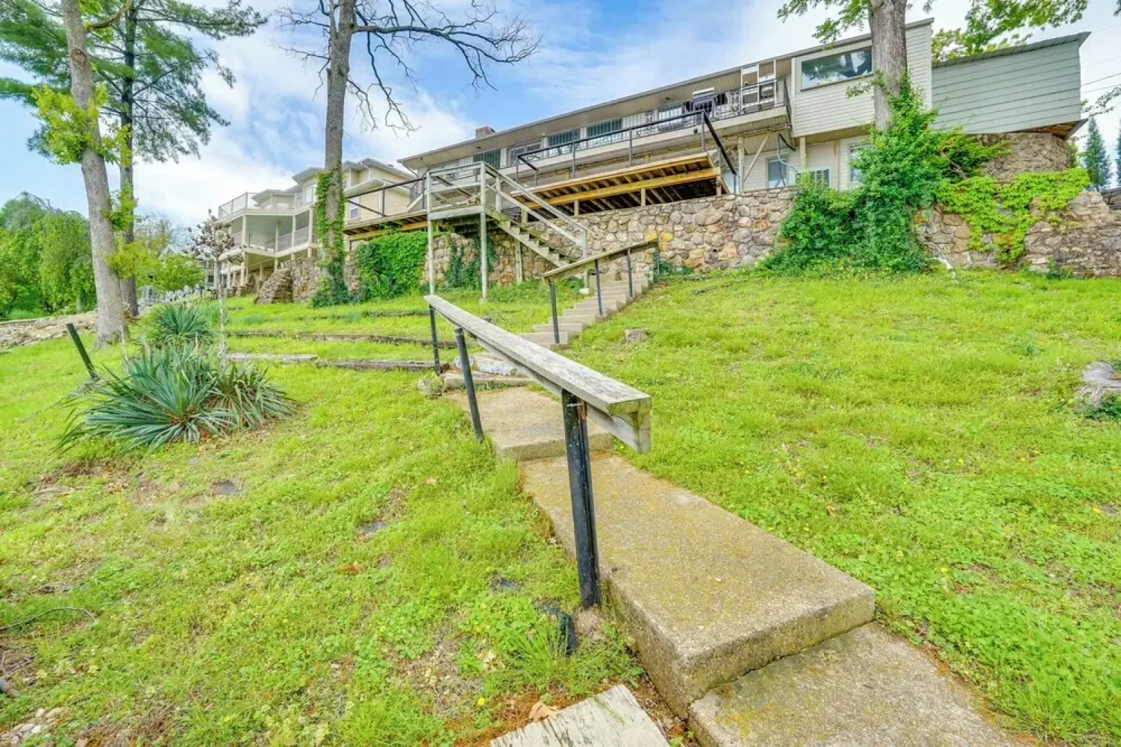 2 Private Decks: Lake-view Osage Beach Home