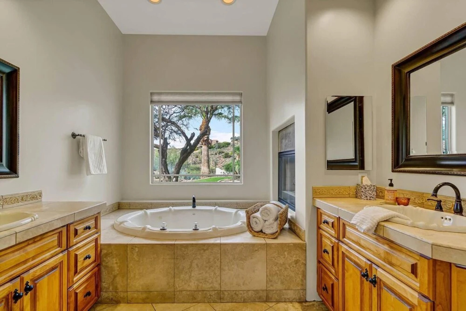 Charming 5-bed Villa in Fountain Hills With Pool!