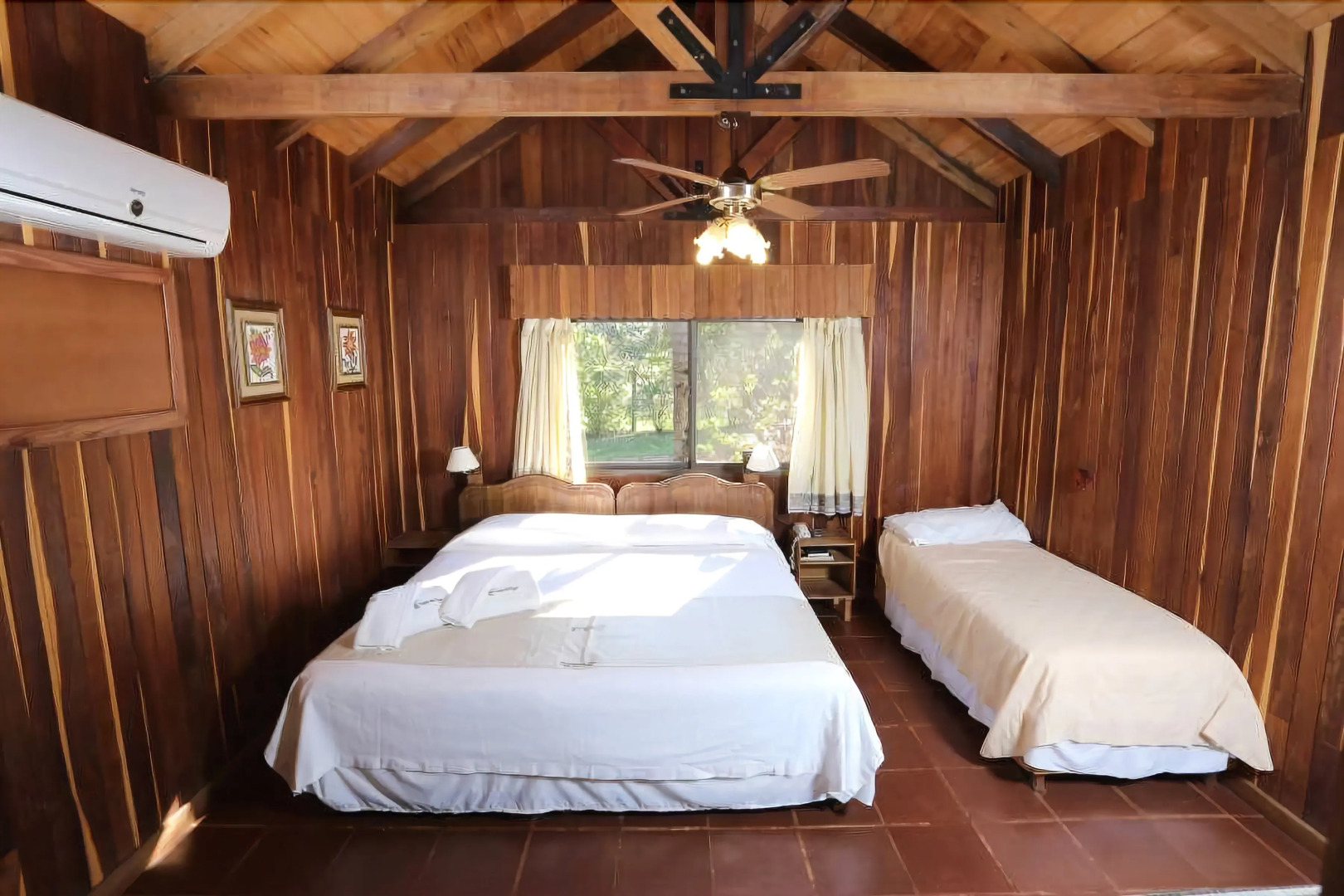 Hotel Cabanas del Parque