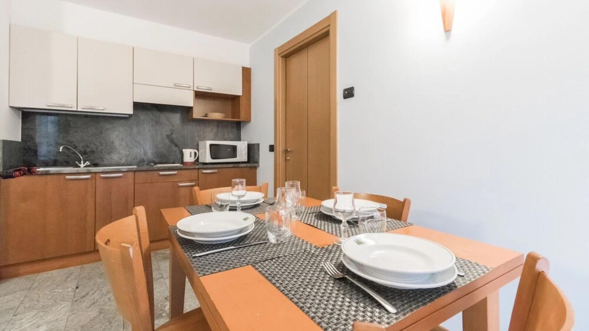 Italianway - Pizzo Scalino apartments