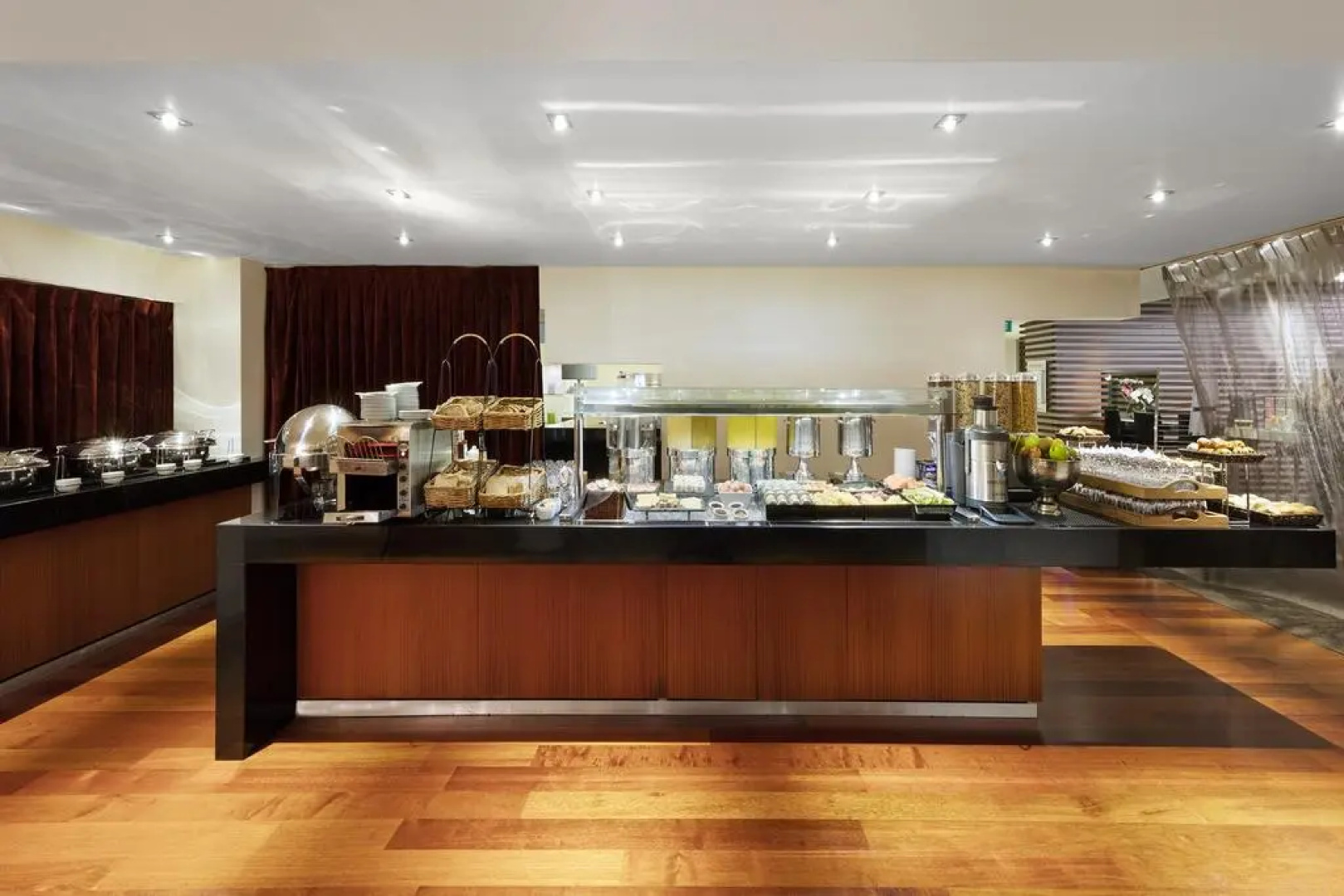 Crowne Plaza Hotel Queenstown by IHG