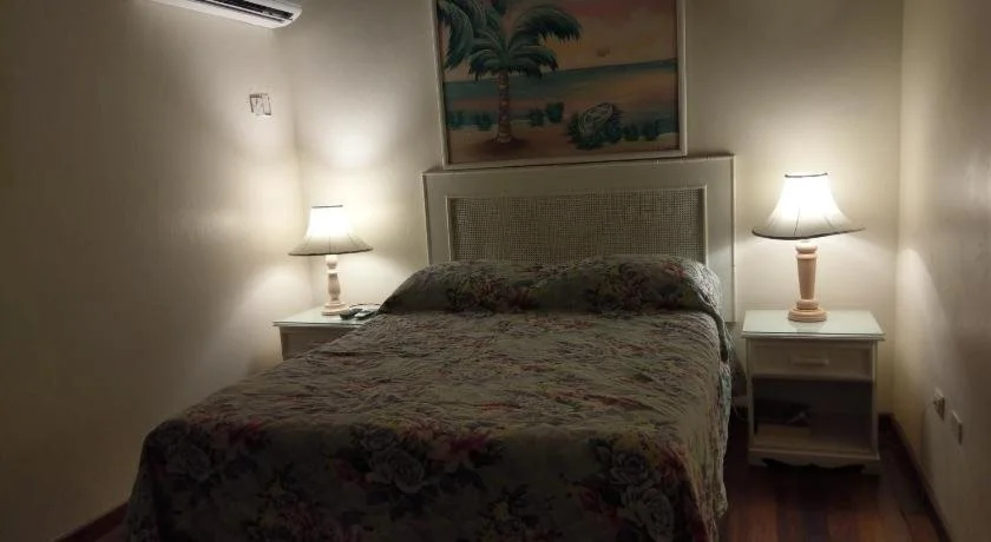 Shields Negril Villas