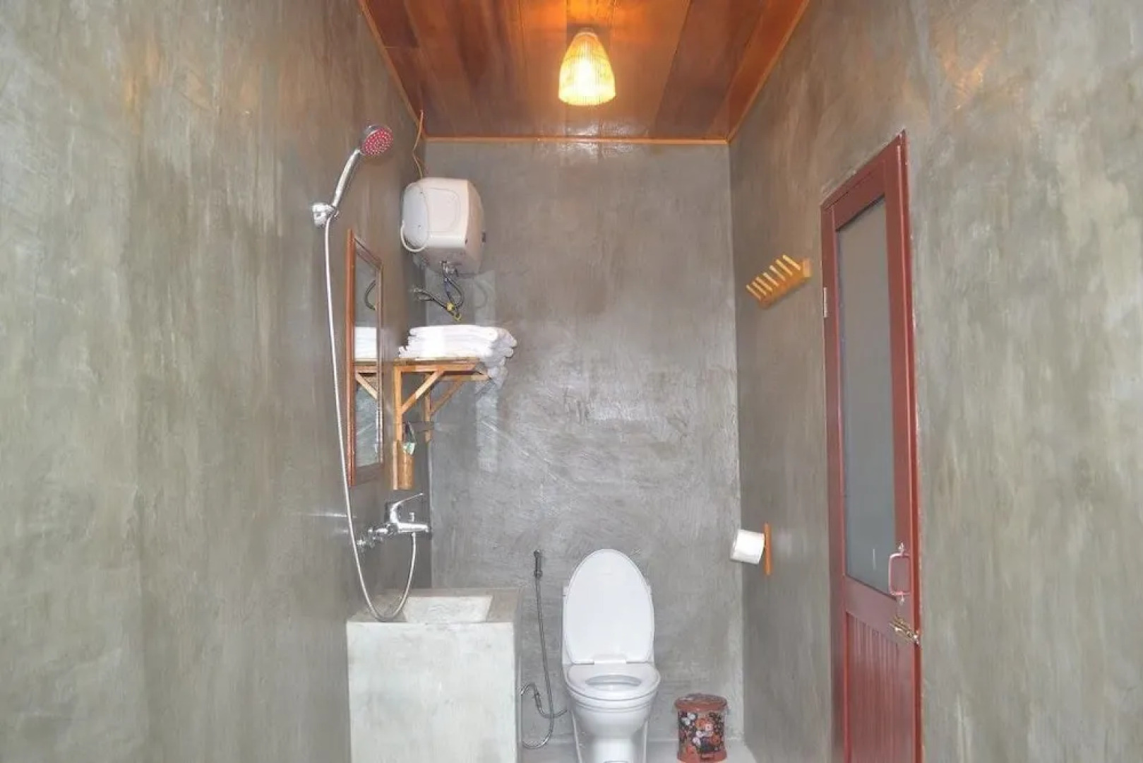 Village House - Hostel