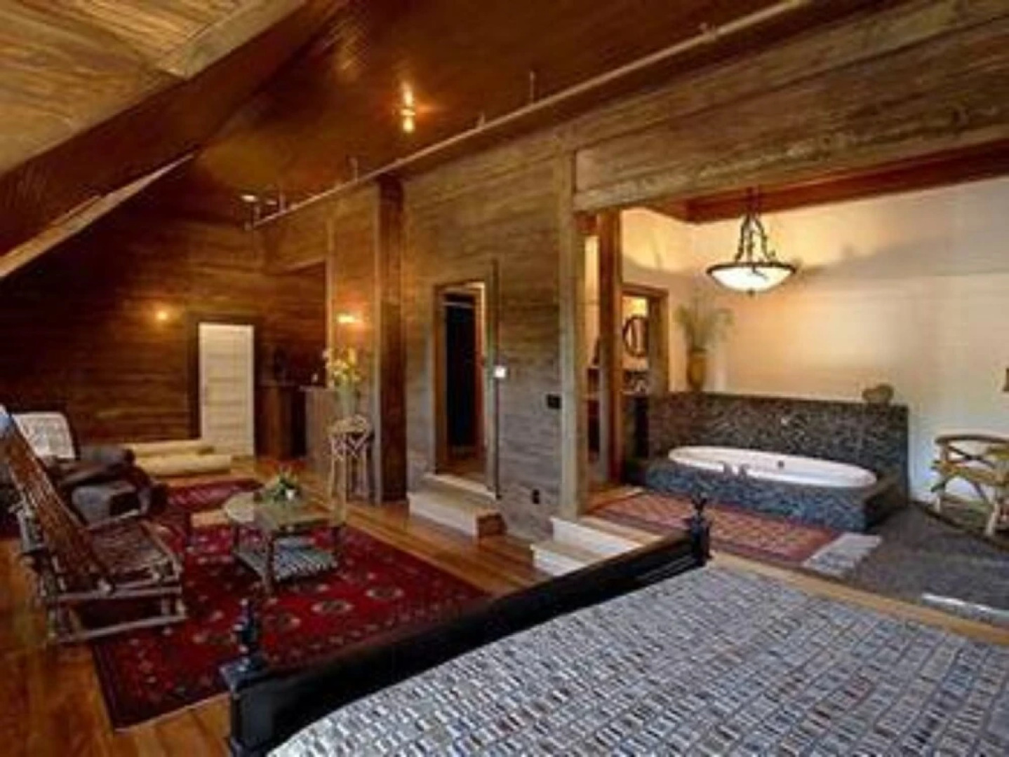 Mccloud Mercantile Hotel