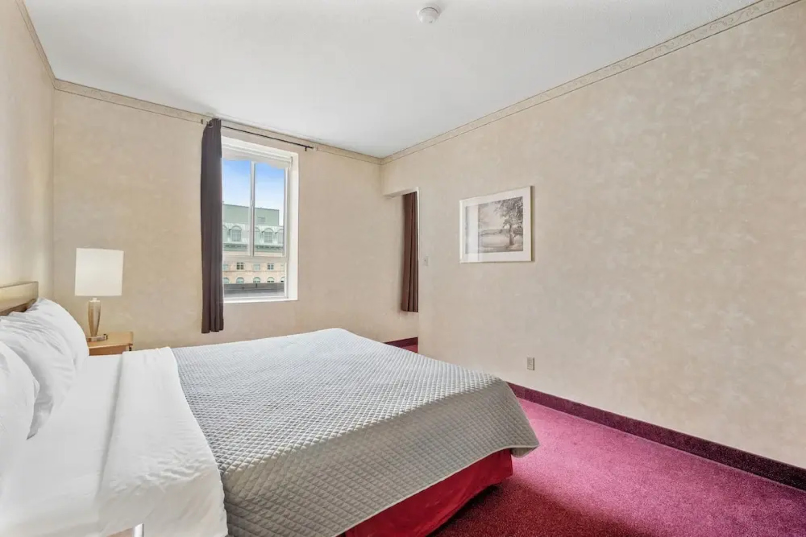 Royal Inn and Suites at Guelph