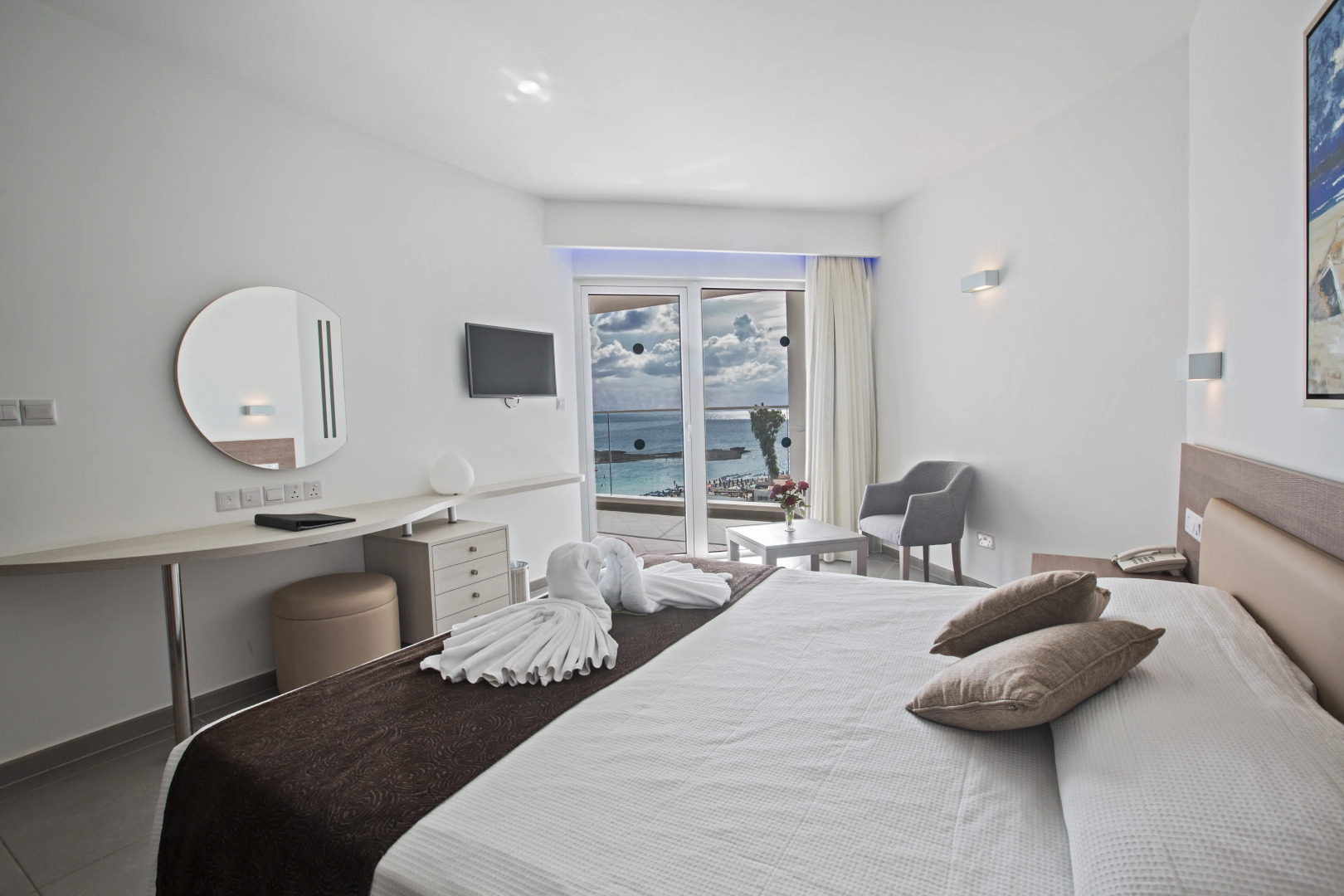 Vassos Nissi Plage Hotel & Spa