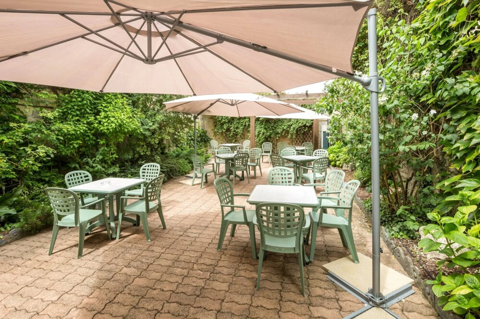 Logis Hotel De France