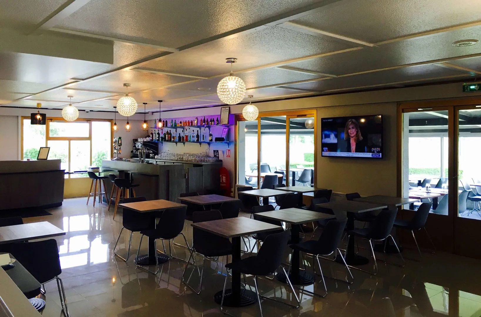 KYRIAD VALENCIENNES SUD – Rouvignies