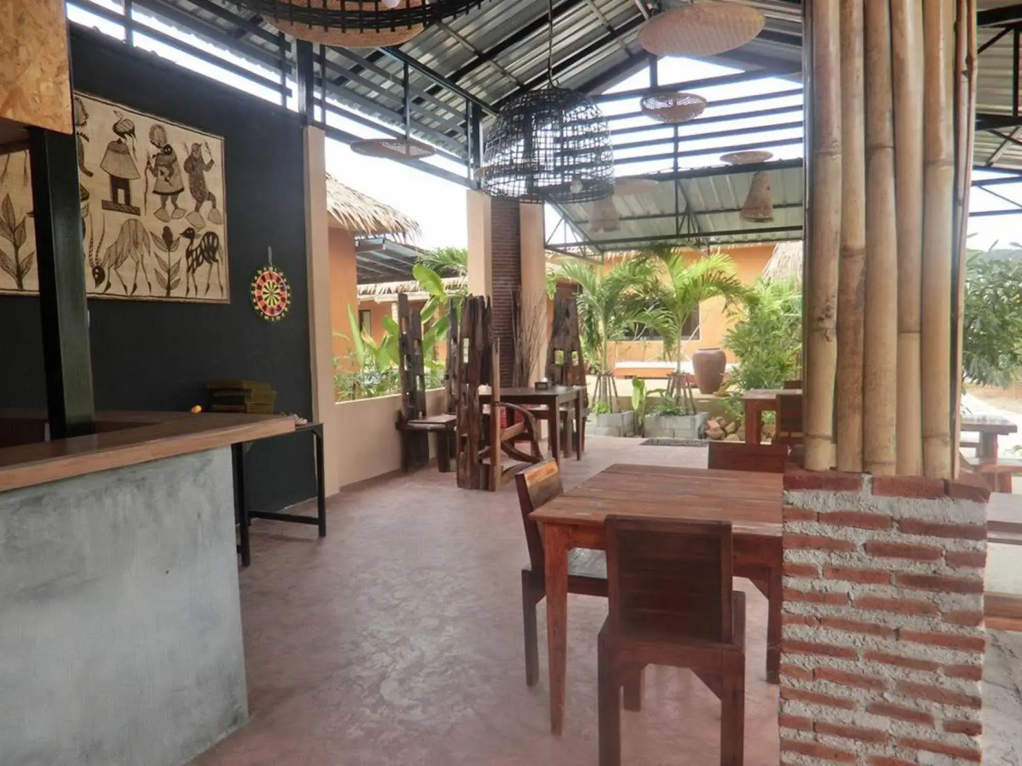 Panisara Pool Villa Huahin