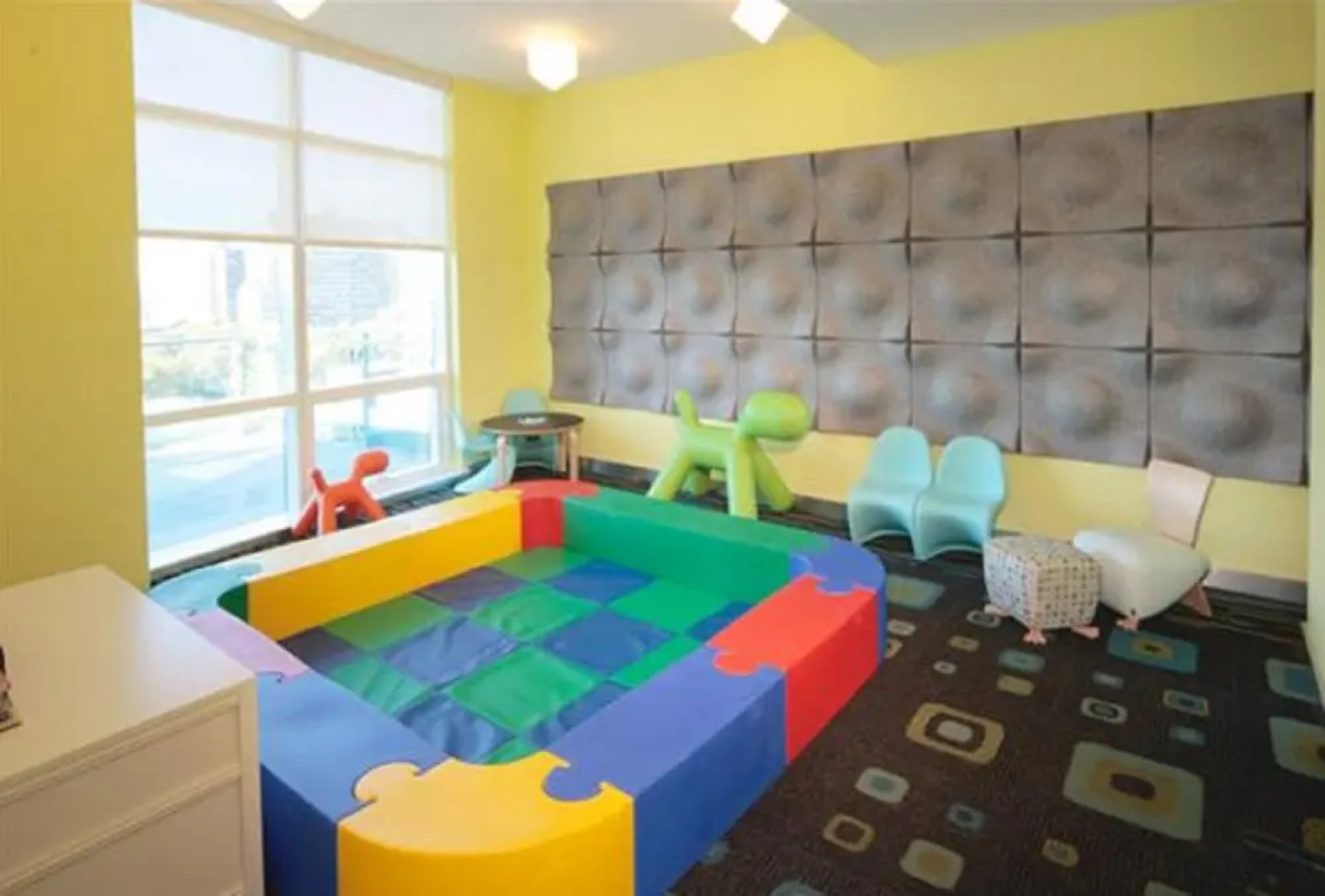 Global Luxury Suites at Greene