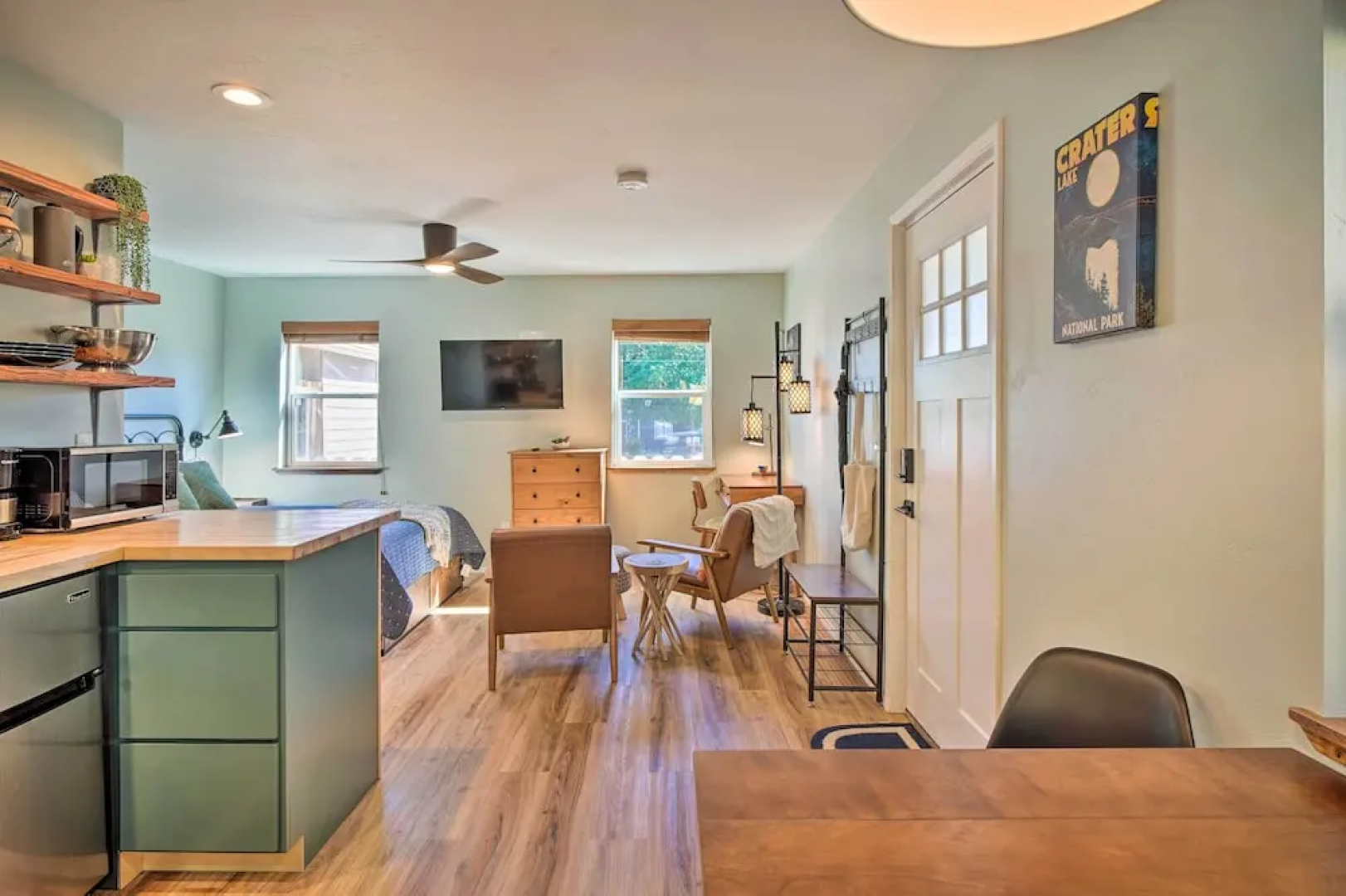 Chic Grants Pass Tiny Home ~ Half-mi to Dtwn!