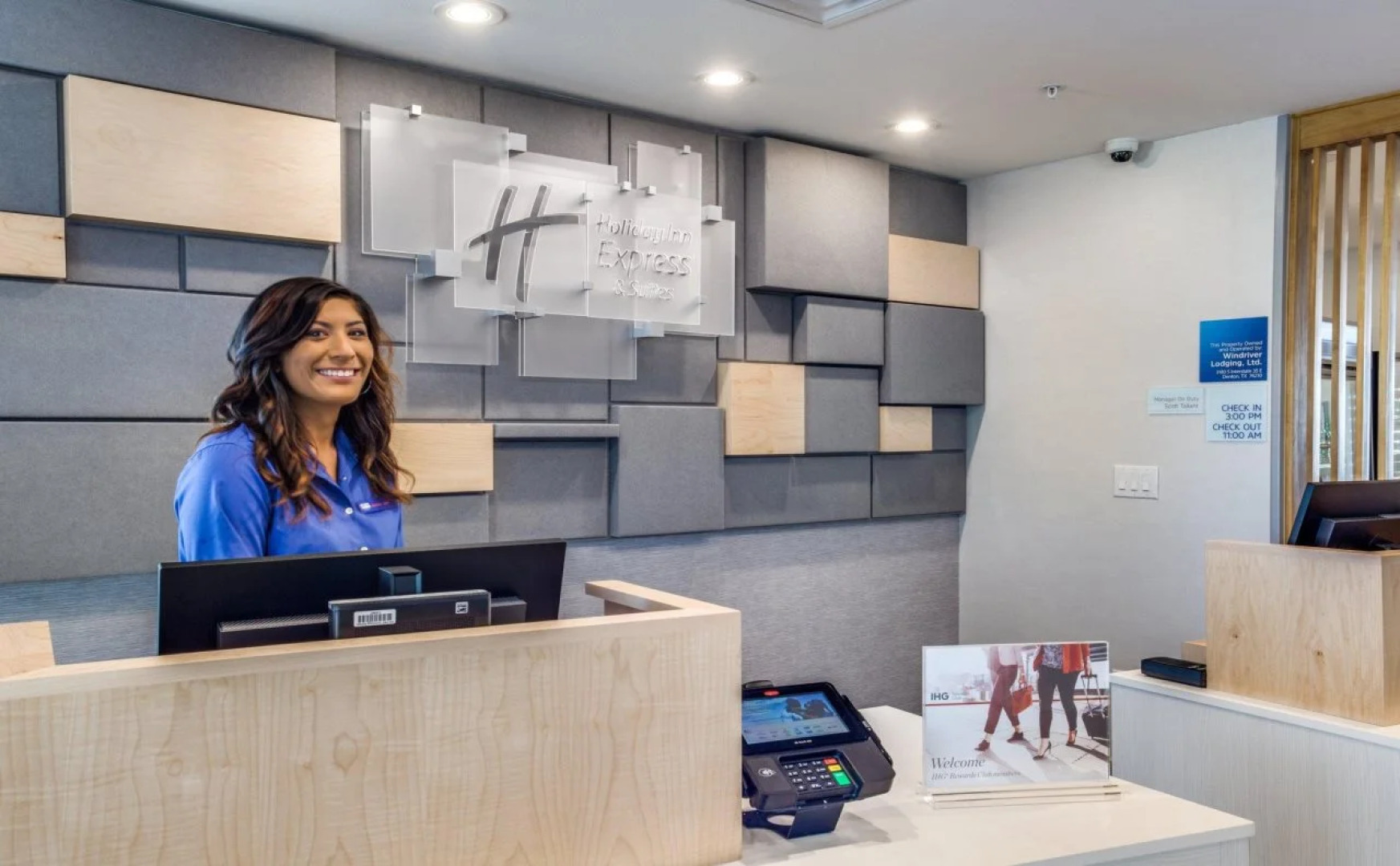 Holiday Inn Express & Suites Denton South by IHG