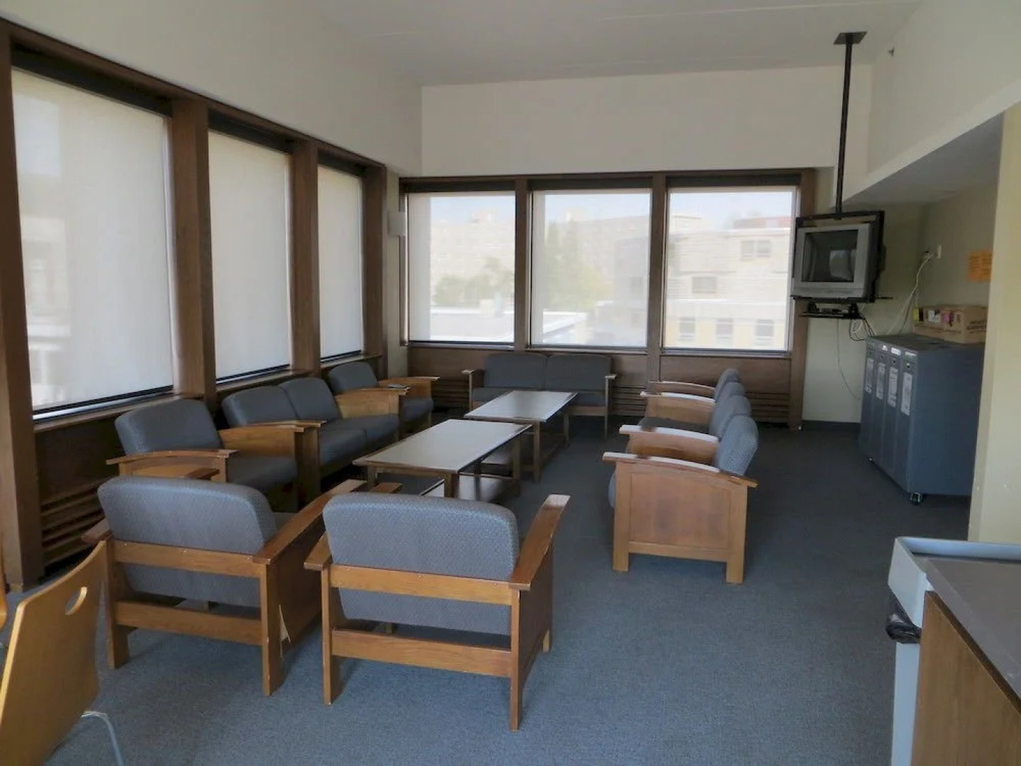 Queens University - Leggett Hall