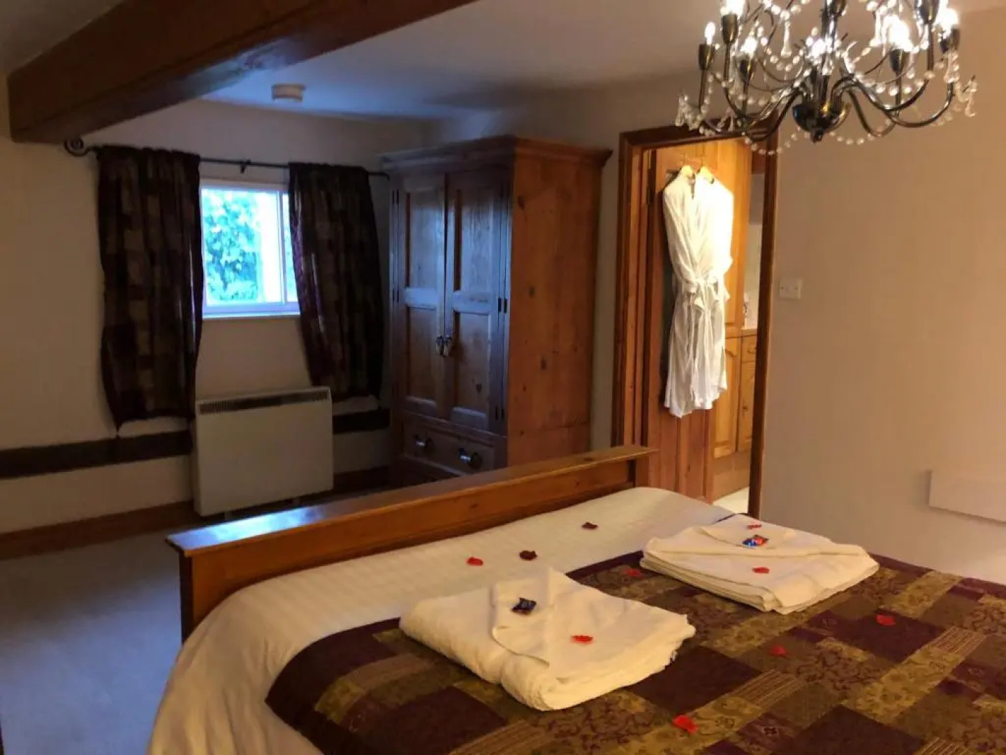 The Walnuts Country House