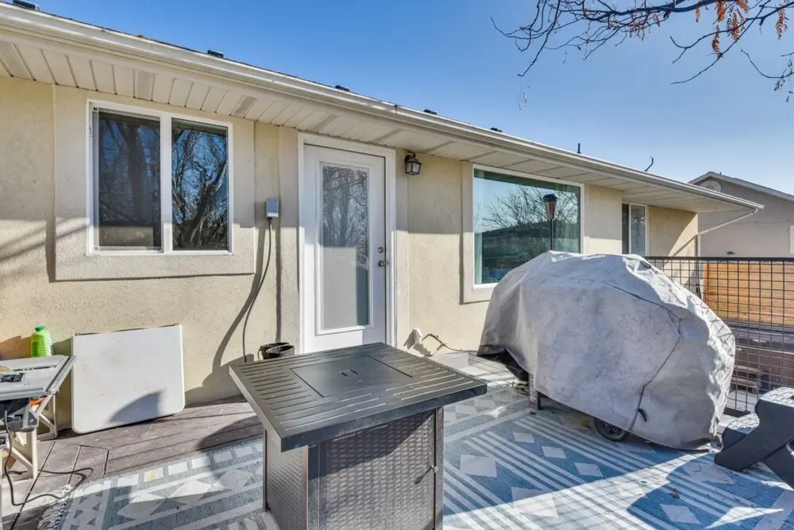 Layton Home w/ Pool + Hot Tub, 23 Mi to Snowbasin!