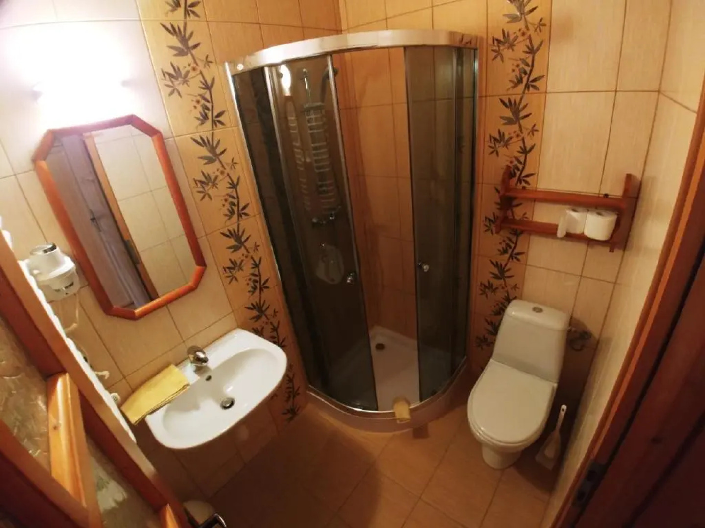 U Hani W Poblizu Goracy Potok I Termy