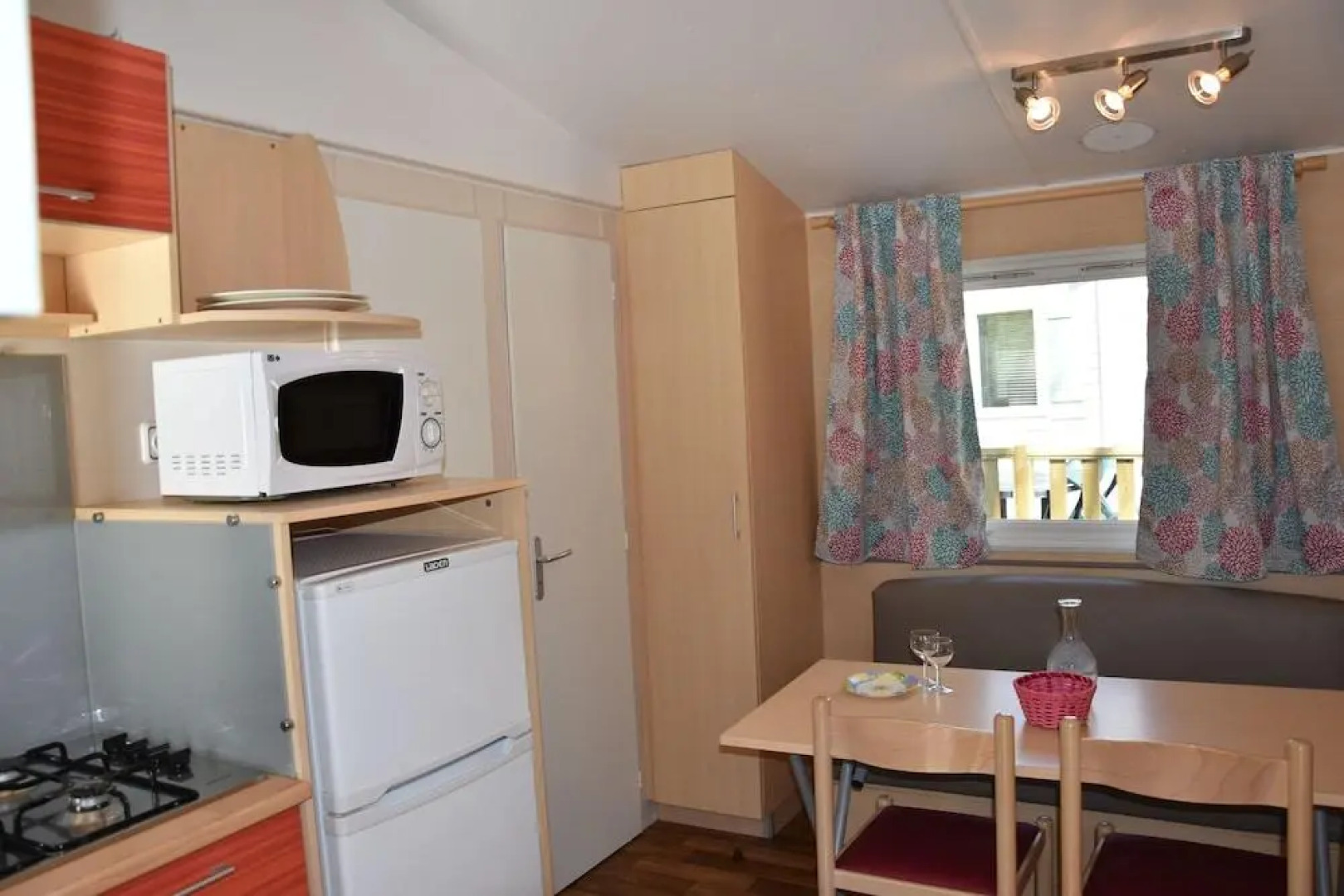 Camping Et Village Vacances La Cheneraie