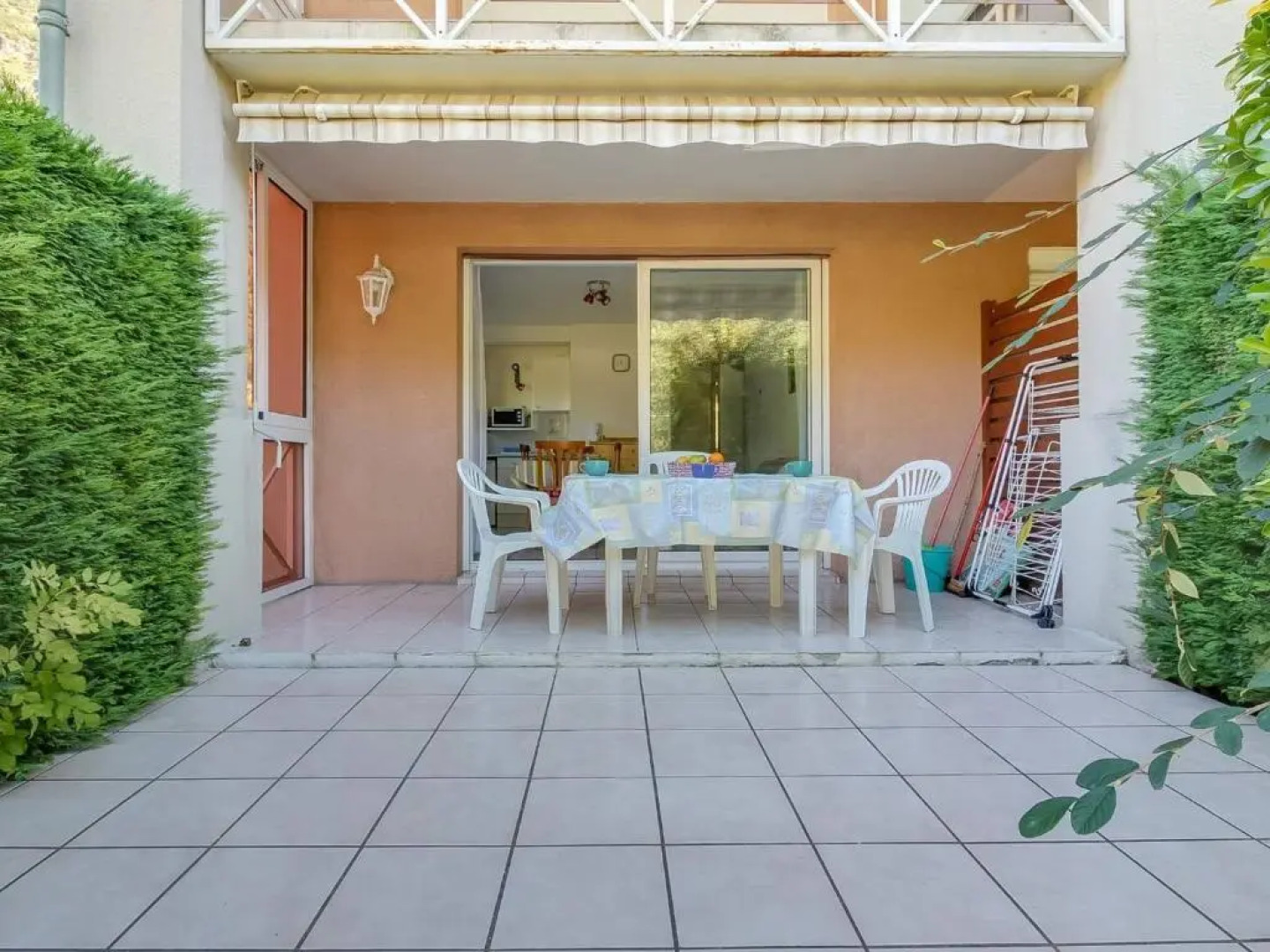 Appartement Esquièze-Sère, 3 pièces, 5 personnes - FR-1-402-37