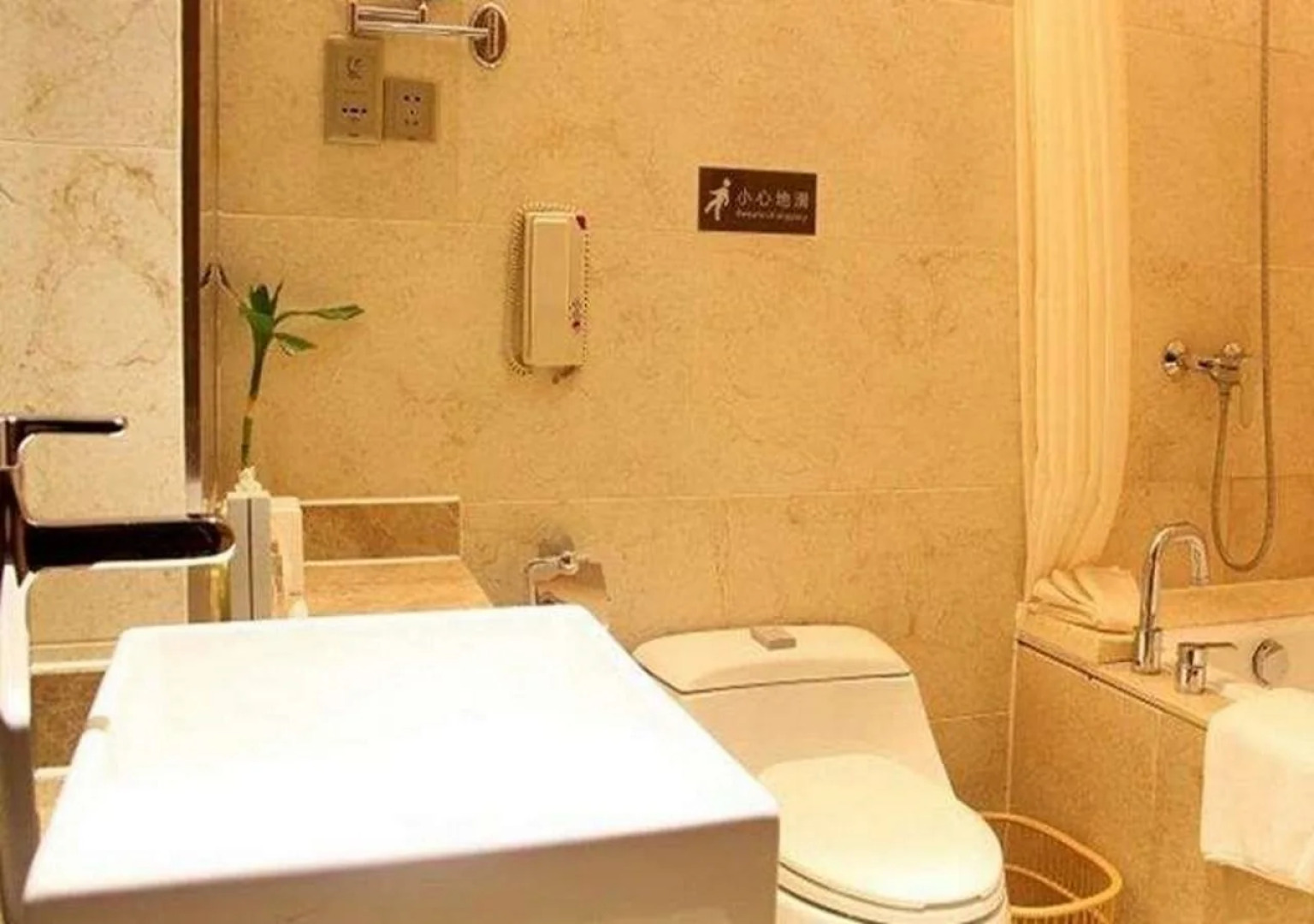 Nanning Winwin Hotel