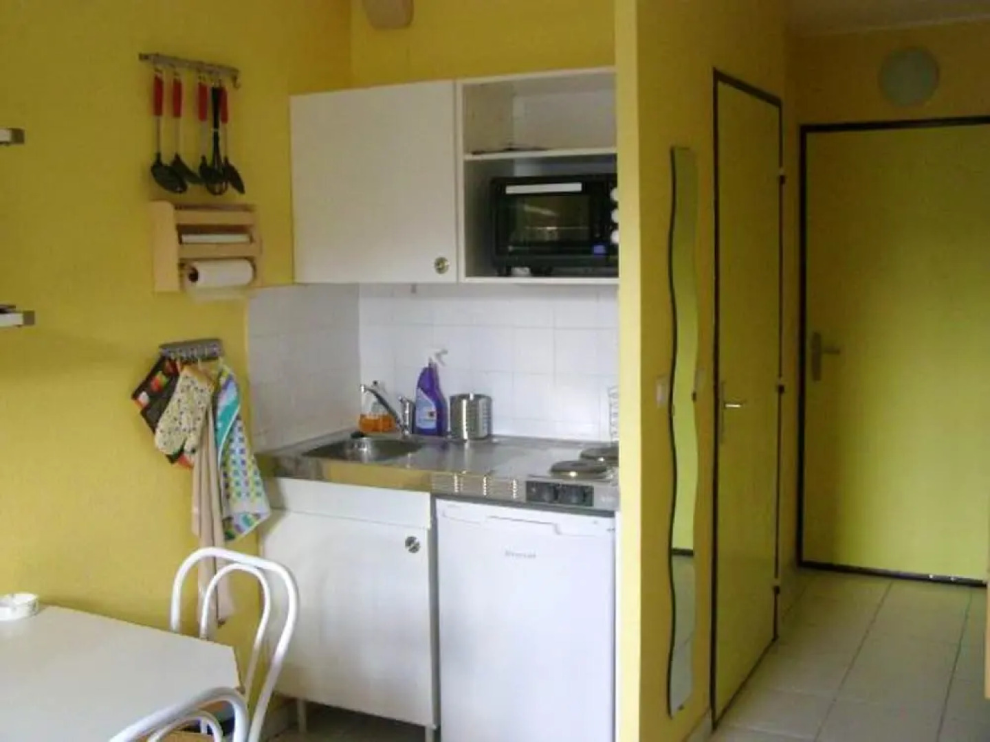 Studio in Lamalou les Bains, With Wonderful Mountain View, Furnished Balcony and Wifi