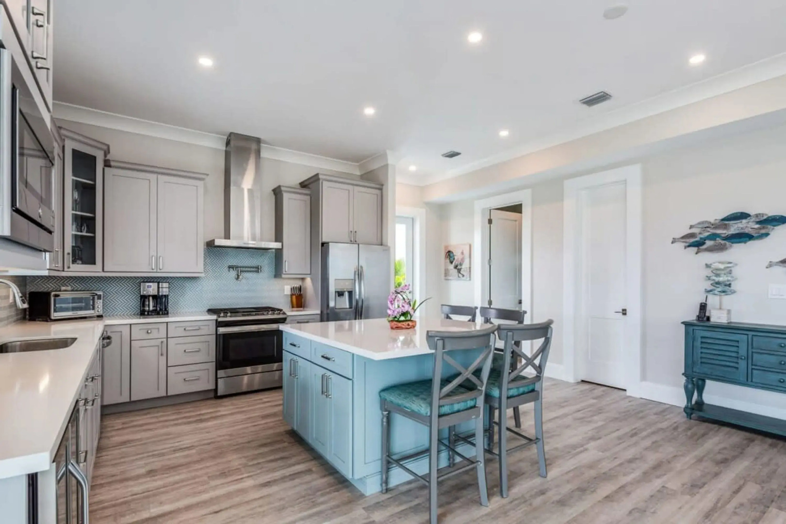 Mastway House by Brightwild Pool Dock