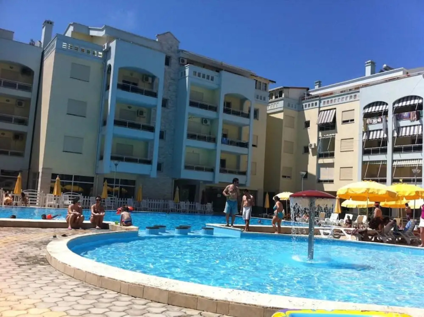 Charming Accommodation With Swimming Pool