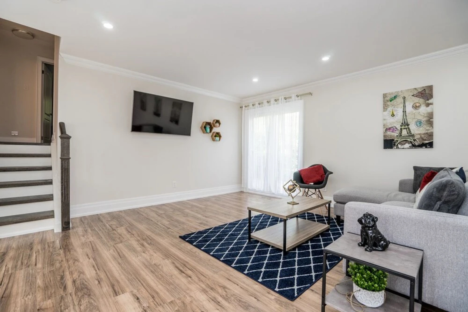 Entire Bungalow 5 Bedrooms