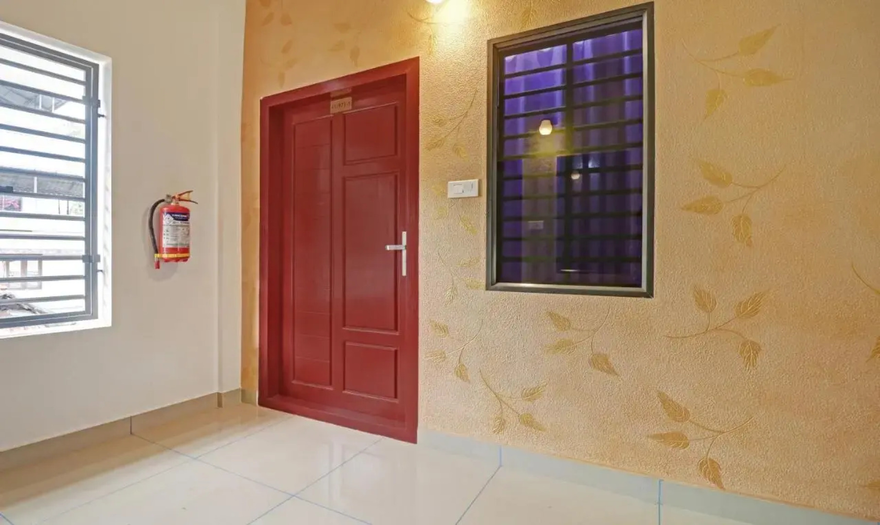 Treebo Nirupama, 750m from Aluva Railway station