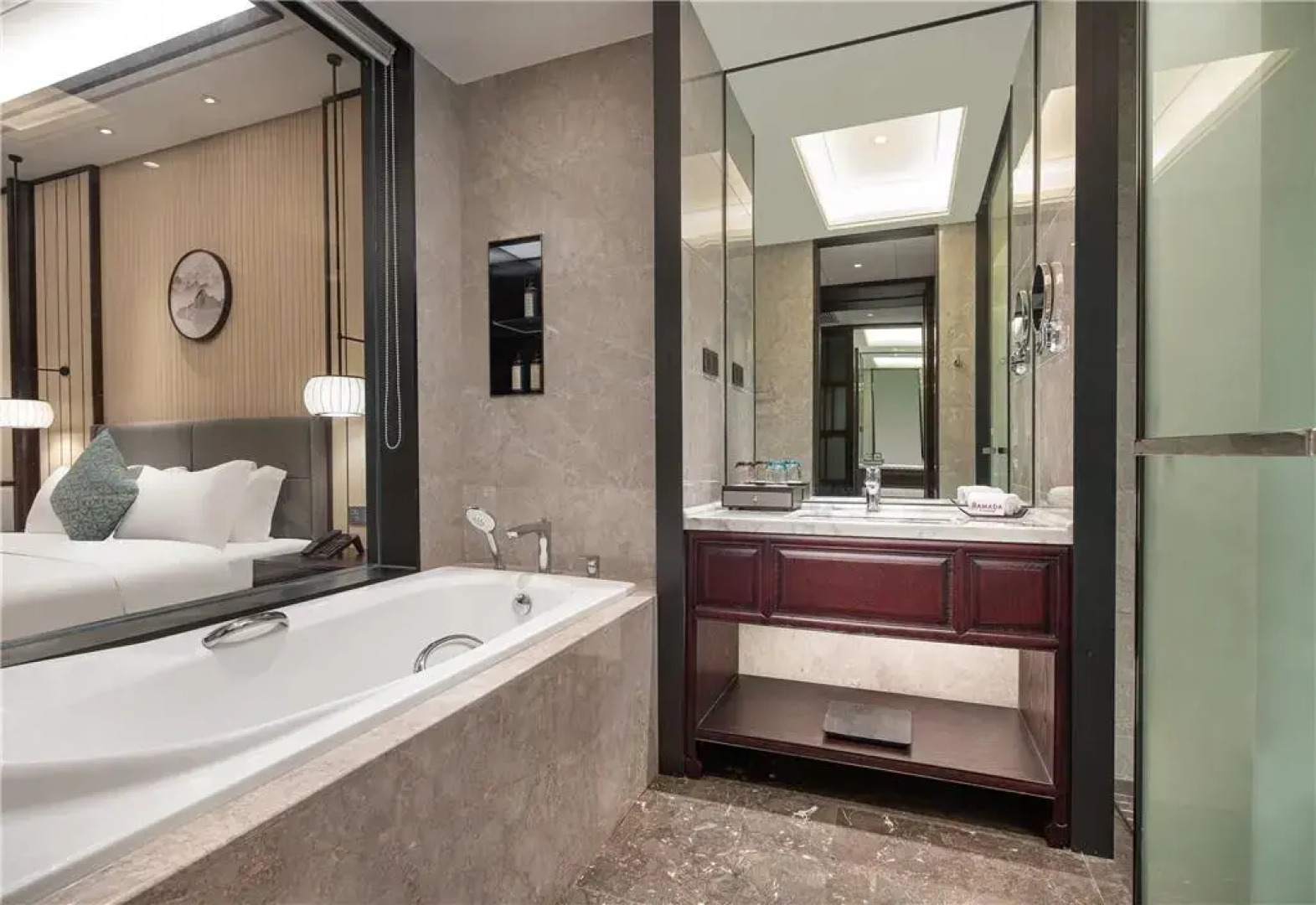 Ramada by Wyndham Xianning Xishan Mountain