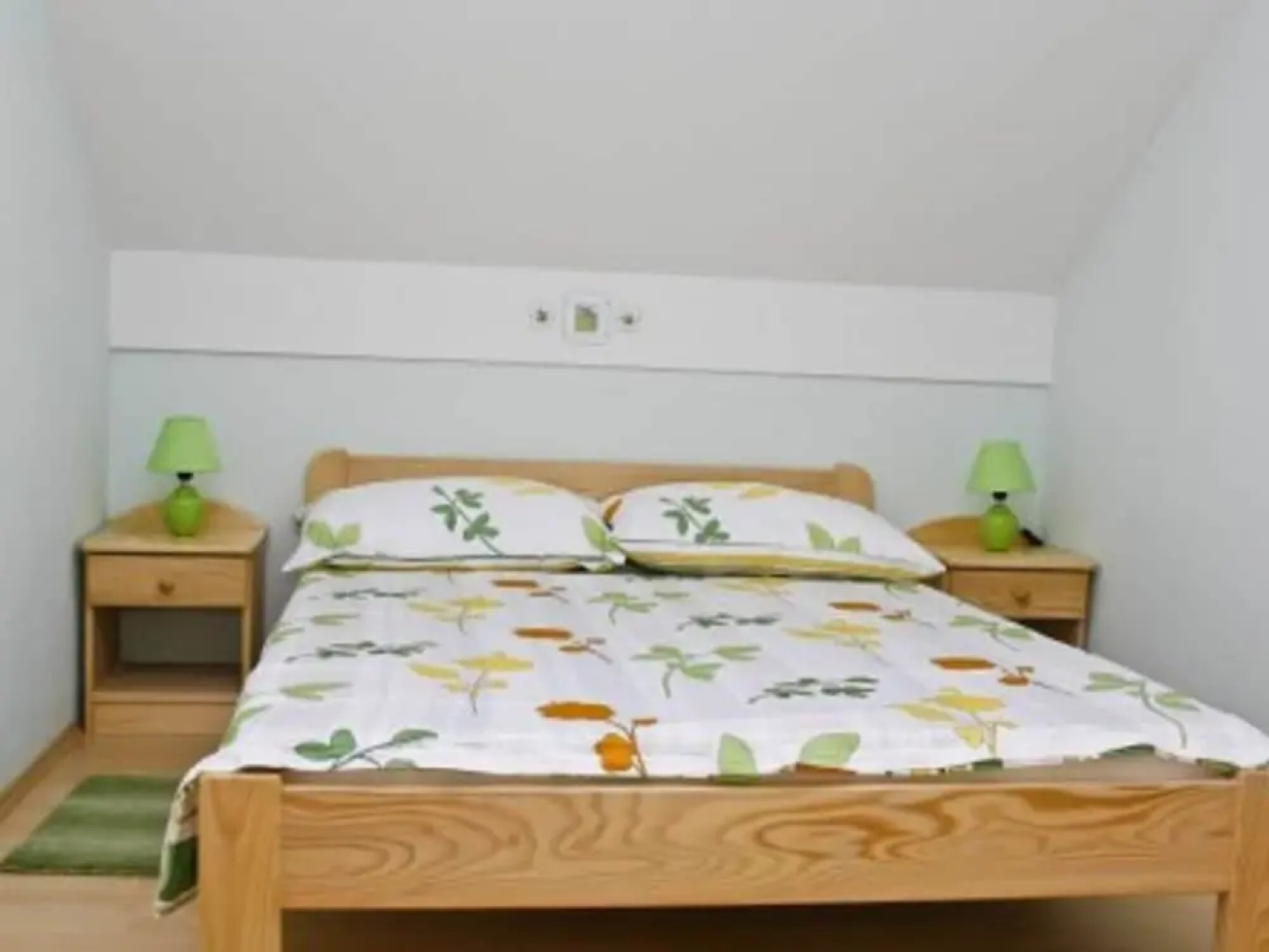 Secluded Holiday Home with Hot Tub in Kozji Vrh