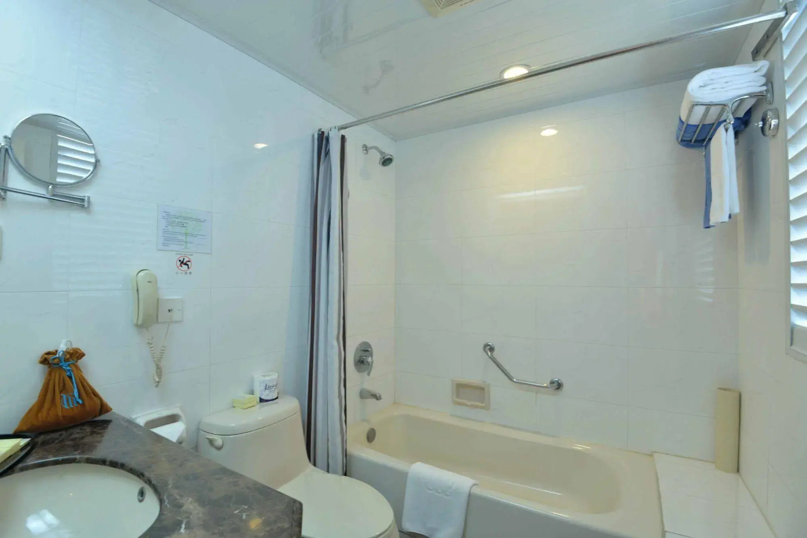 Ming Wah International Convention Centre