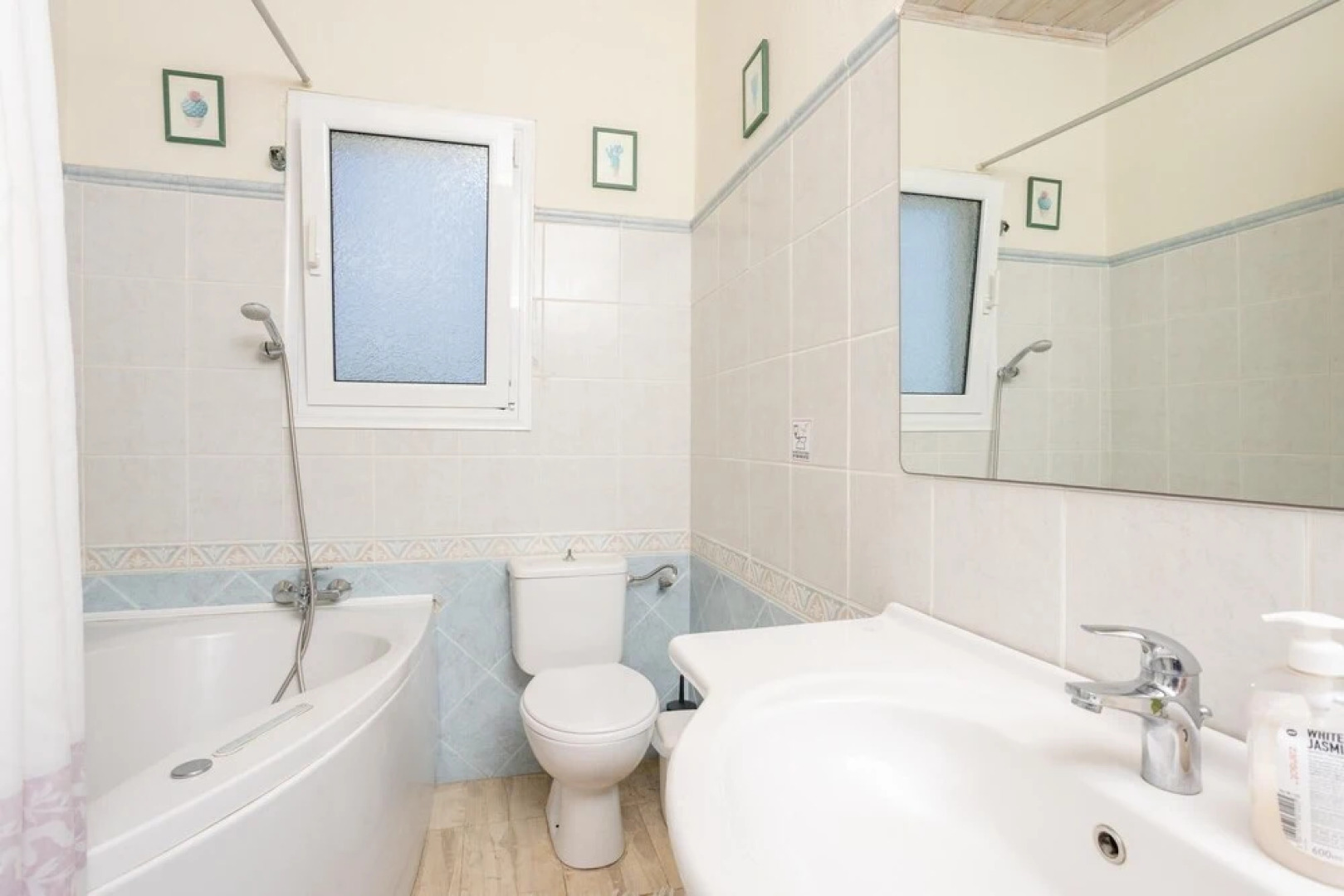 Persephone Large Private Pool Walk to Beach Sea Views A C Wifi Car Not Required - 196