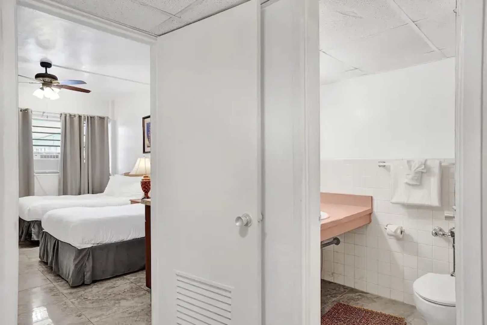 Lovely Hallandale Beach Studio