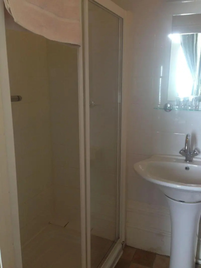 The Glastonbury Hotel