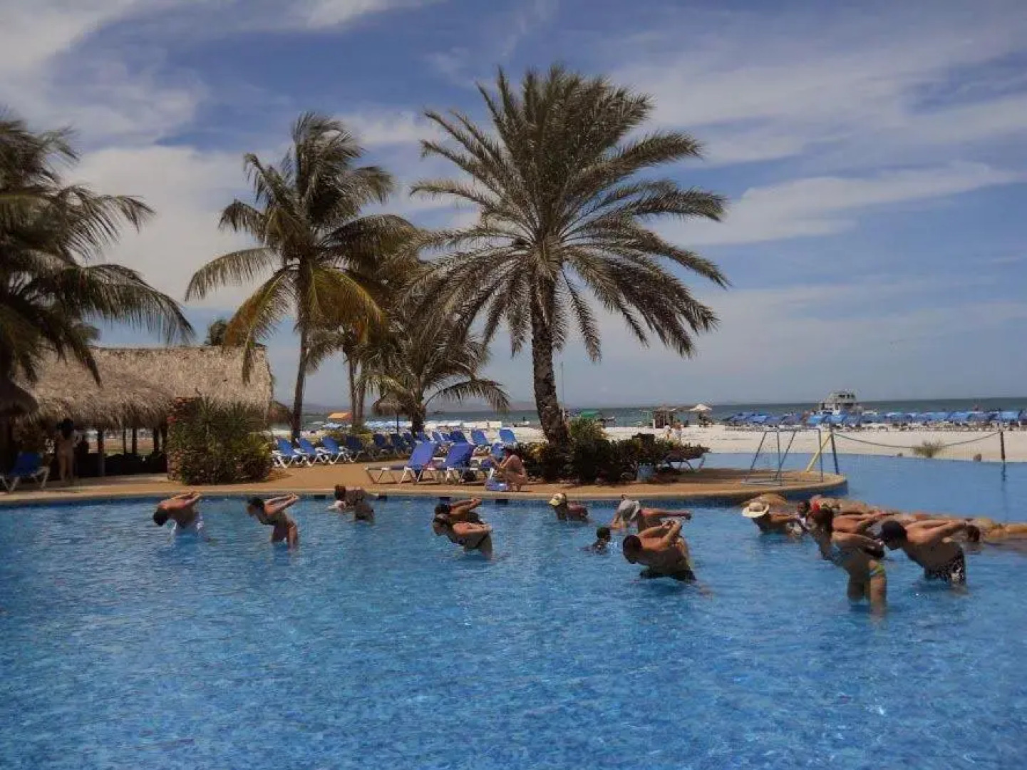Hospedaje Hotel SunSol - Coche Isla Margarita