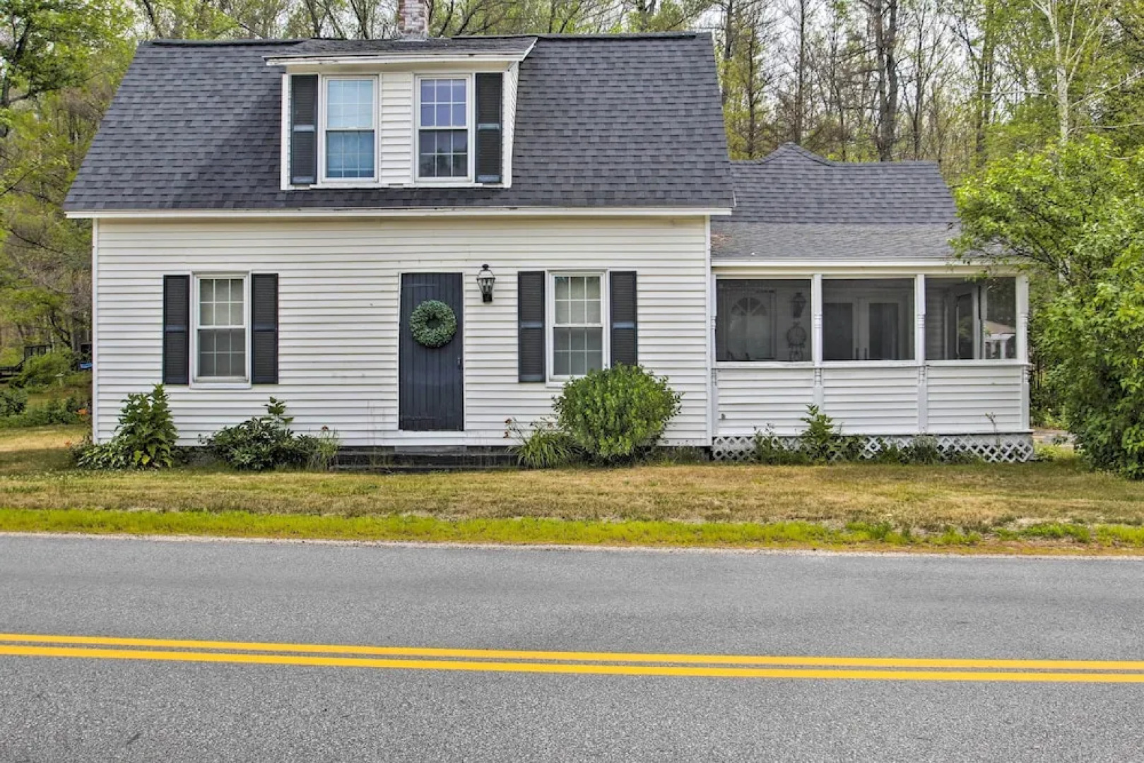 Modern Home ~ 2 Mi to Cranmore Mountain Resort!