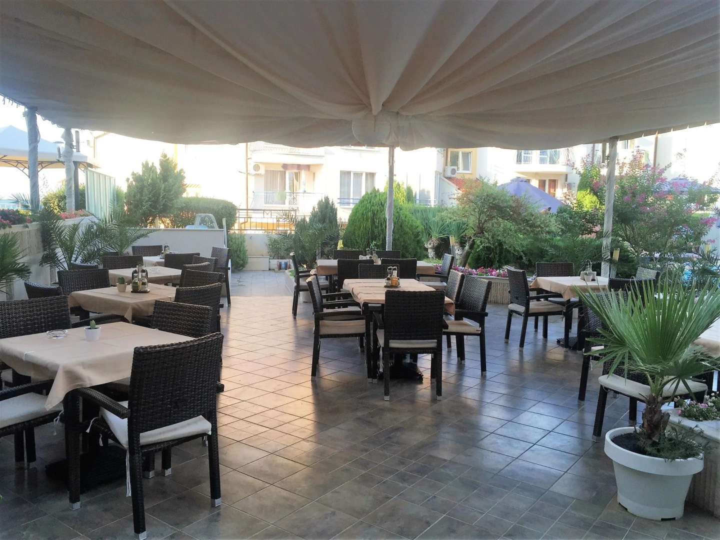 Selena Beach Family Hotel