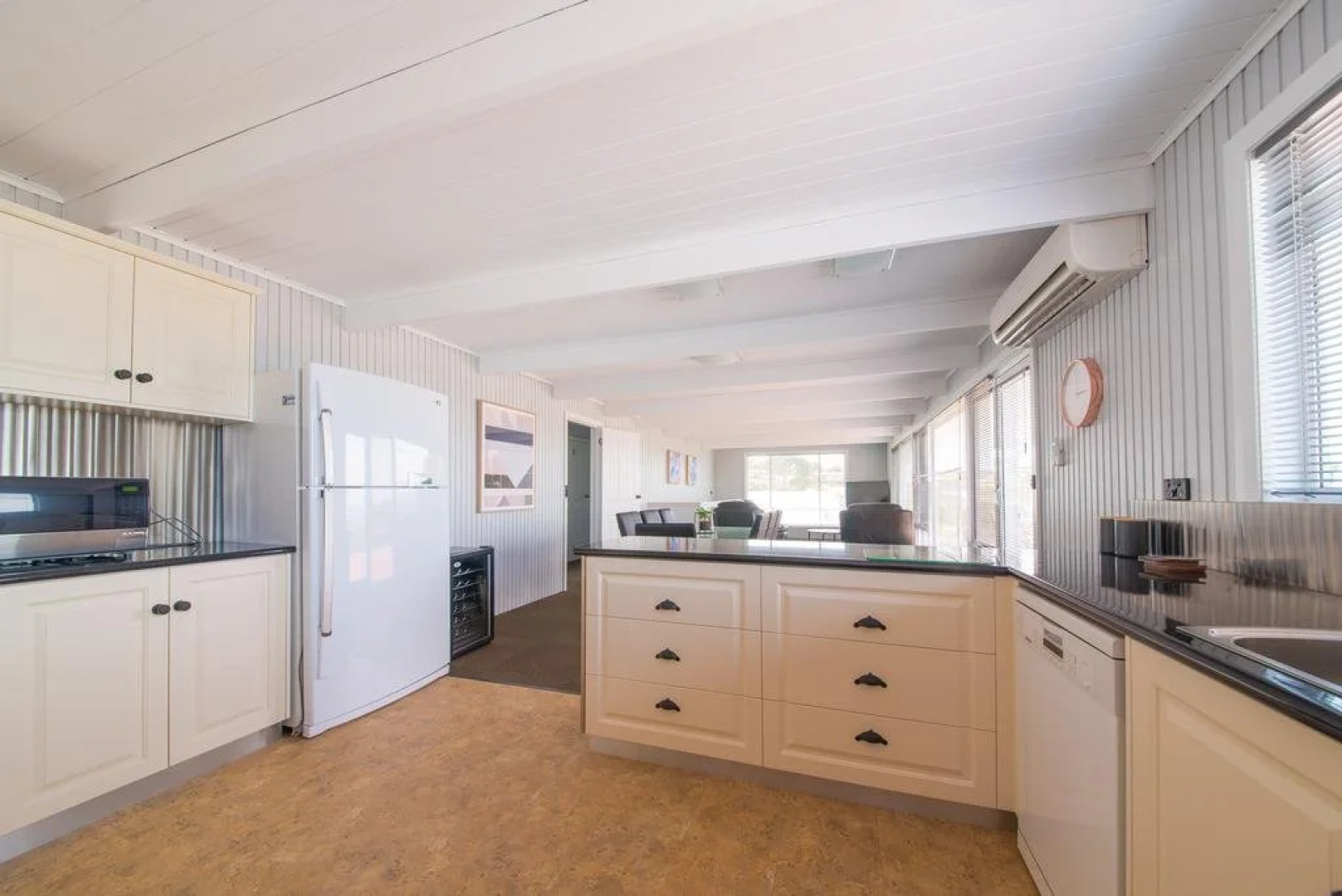 Bridport Holiday House