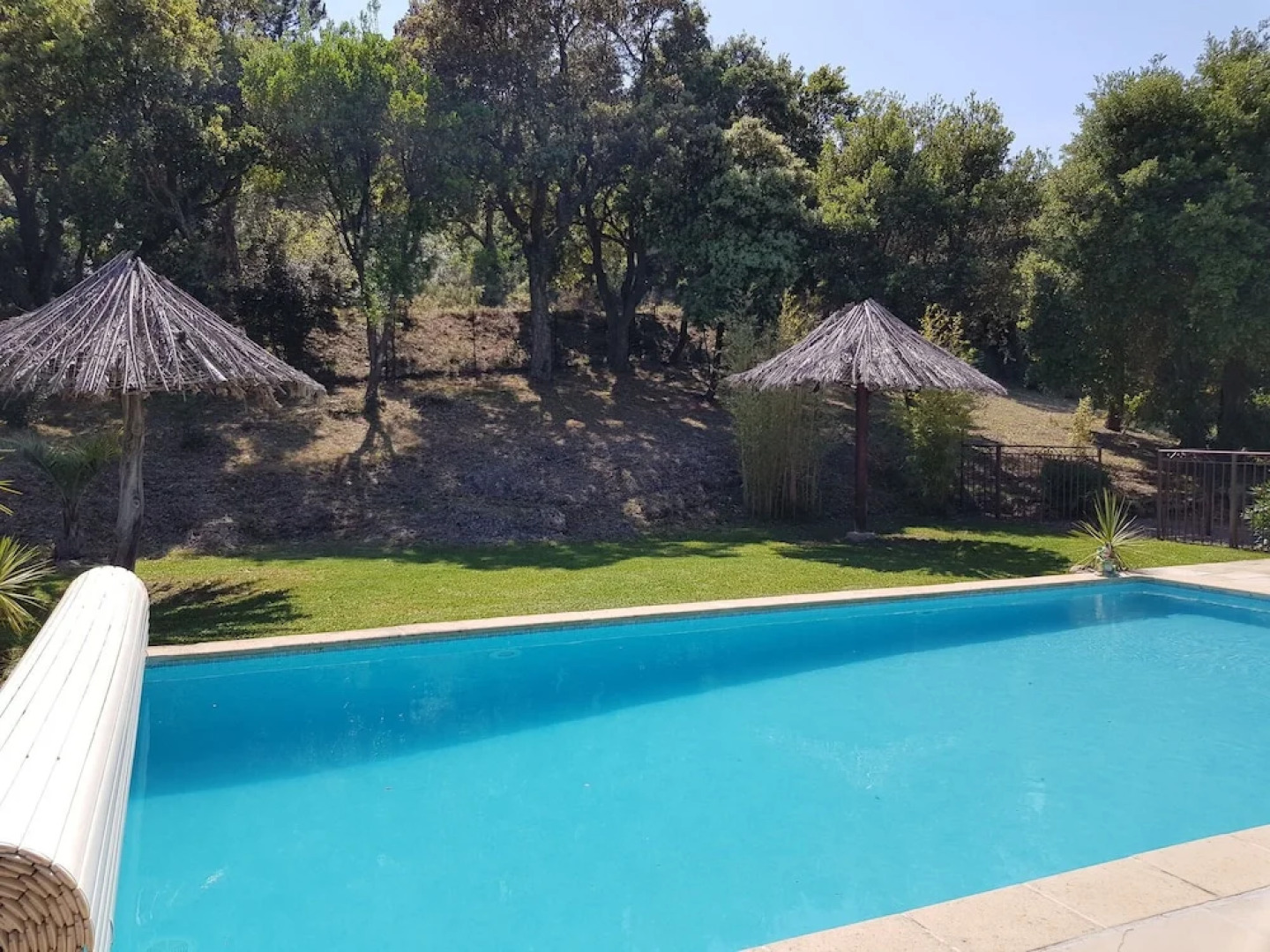 Captivating Villa in Le Plan-de-la-tour with Swimming Pool