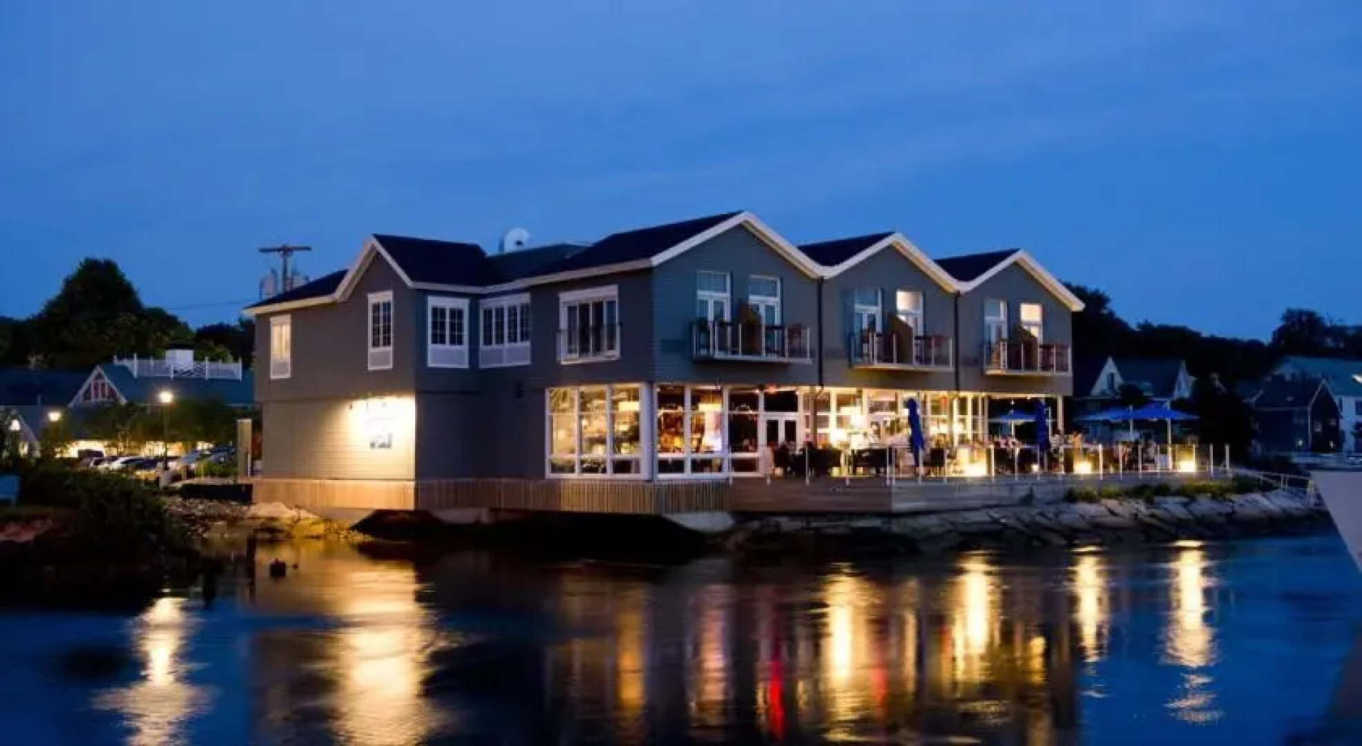 The Boathouse Waterfront Hotel & Marina