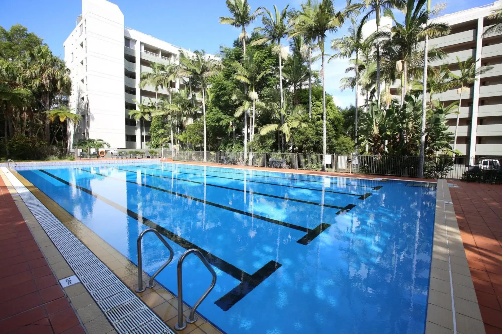 Pacific Bay Resort Suite